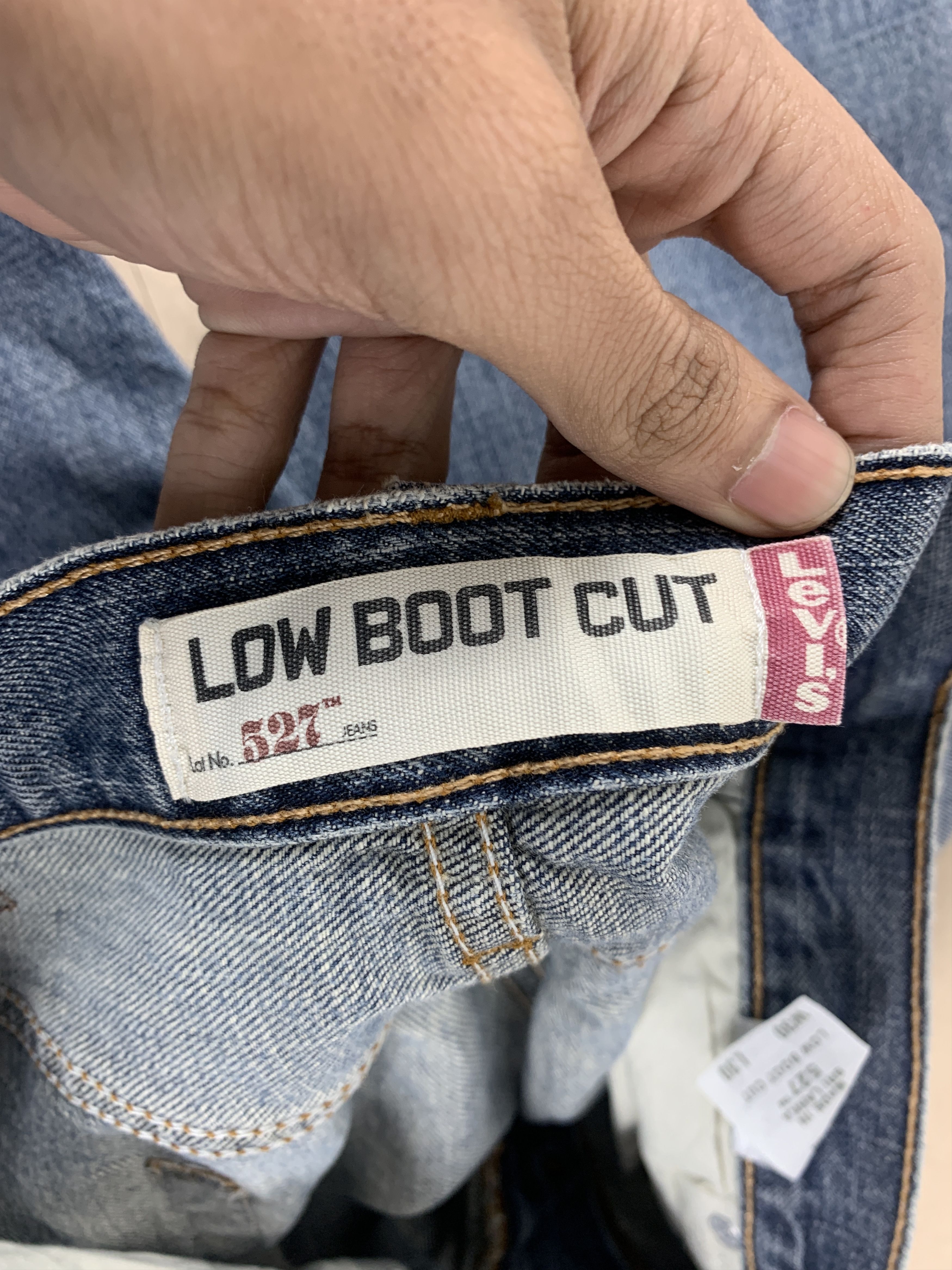 Levi's Vintage LEVI'S 527 Flared Low BootCut Faded Jeans P0068 Size US 30 / EU 46 - 11 Thumbnail