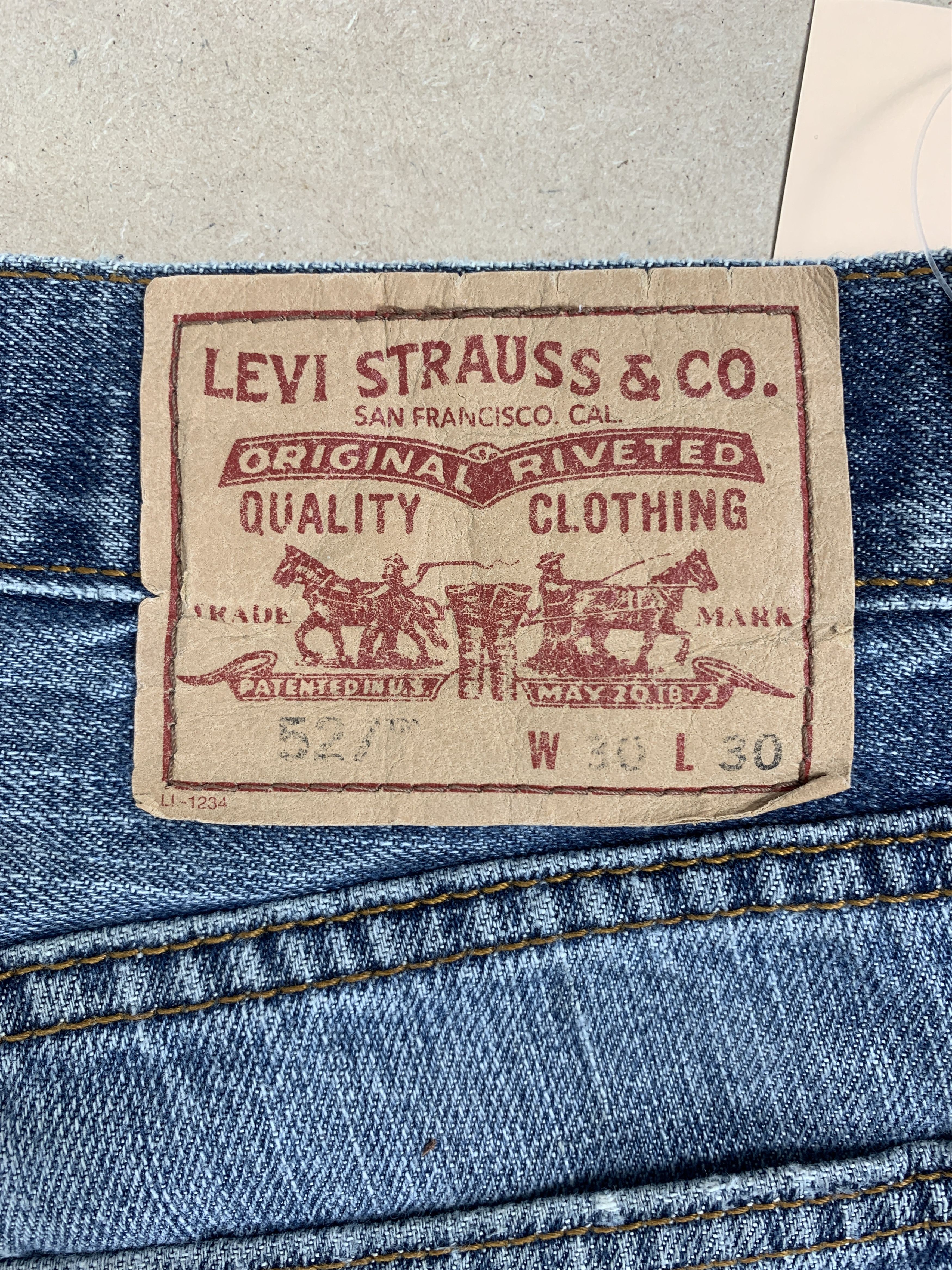 Levi's Vintage LEVI'S 527 Flared Low BootCut Faded Jeans P0068 Size US 30 / EU 46 - 7 Thumbnail