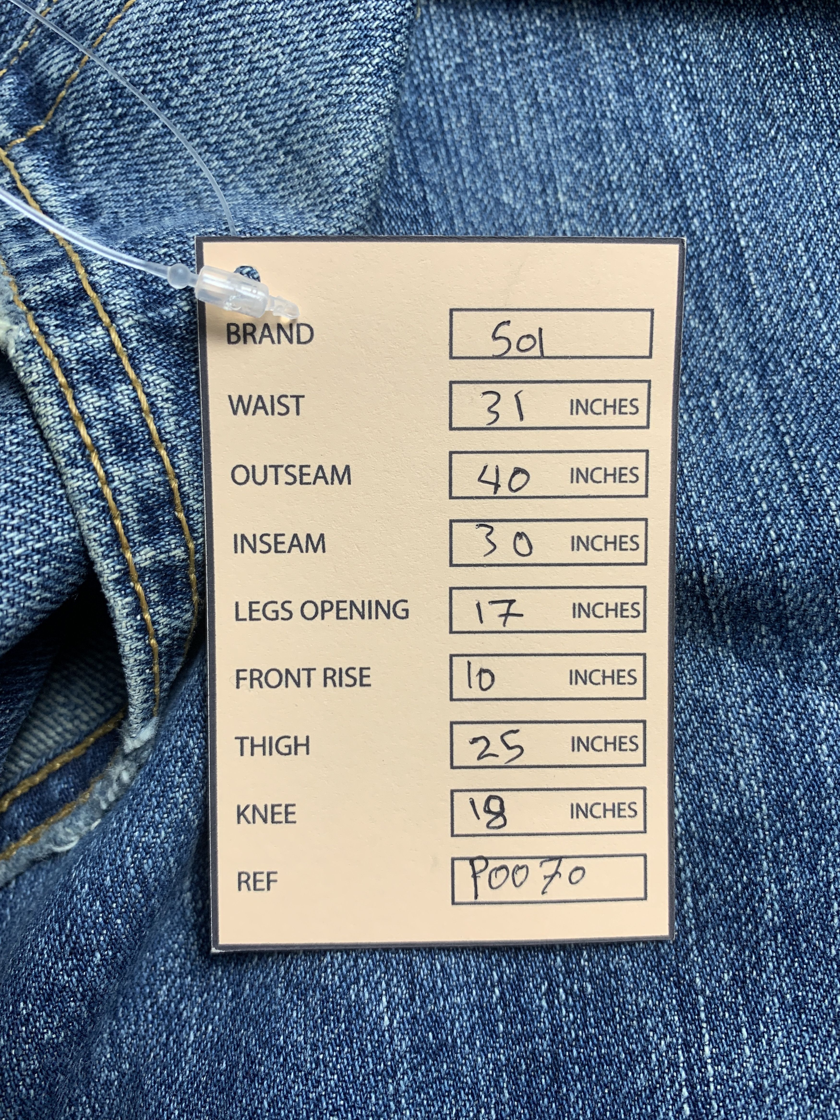 Levi's Vintage LEVI'S 501 Distressed Faded Mid Wash Jeans P0061 Size US 31 - 18 Thumbnail