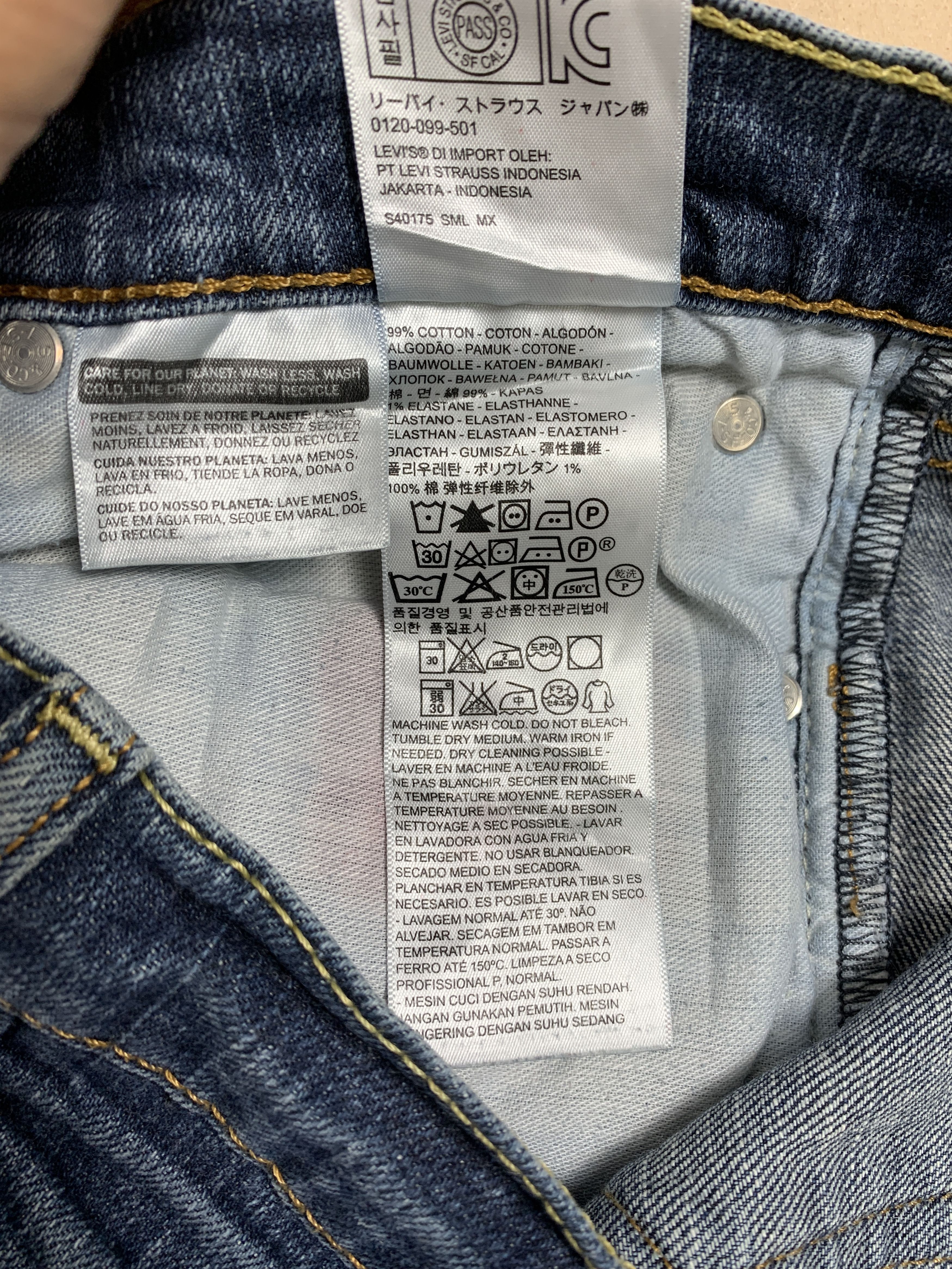 Levi's × Vintage Vintage LEVI'S 541 Distressed Faded Patch Mid Wash Jeans Size US 32 / EU 48 - 18 Thumbnail