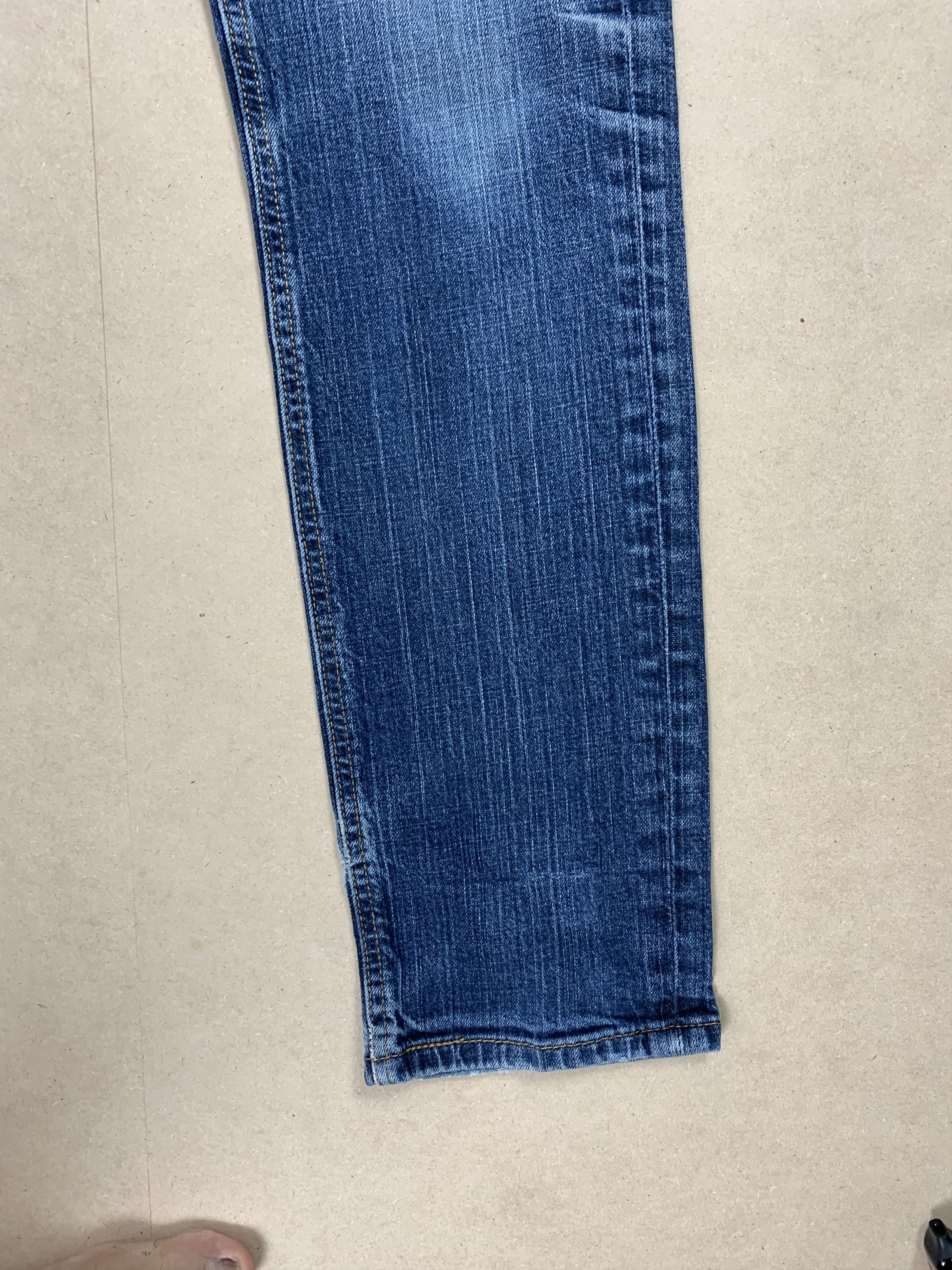 Levi's × Vintage Vintage LEVI'S 541 Distressed Faded Patch Mid Wash Jeans Size US 32 / EU 48 - 3 Thumbnail