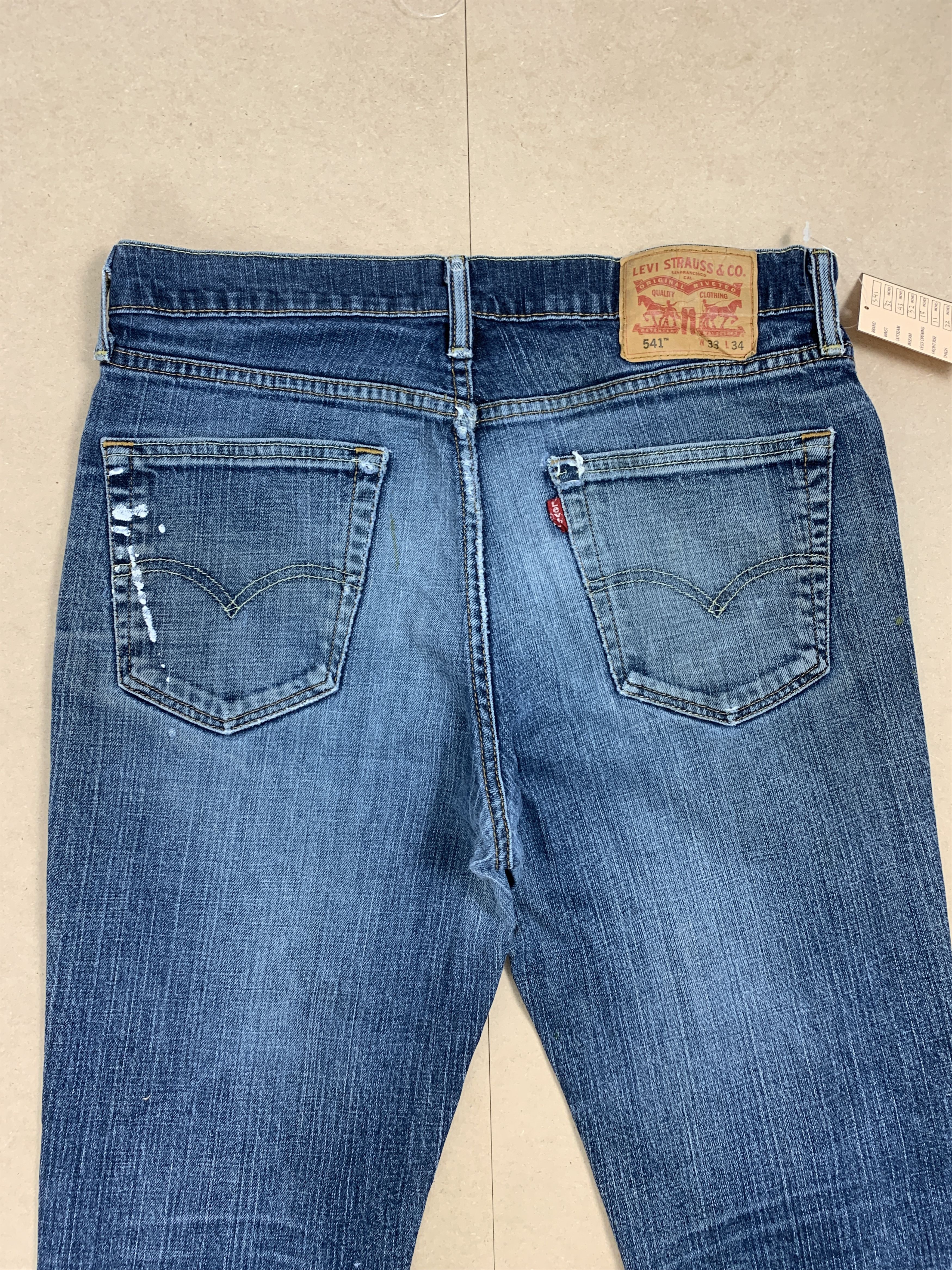Levi's × Vintage Vintage LEVI'S 541 Distressed Faded Patch Mid Wash Jeans Size US 32 / EU 48 - 10 Thumbnail
