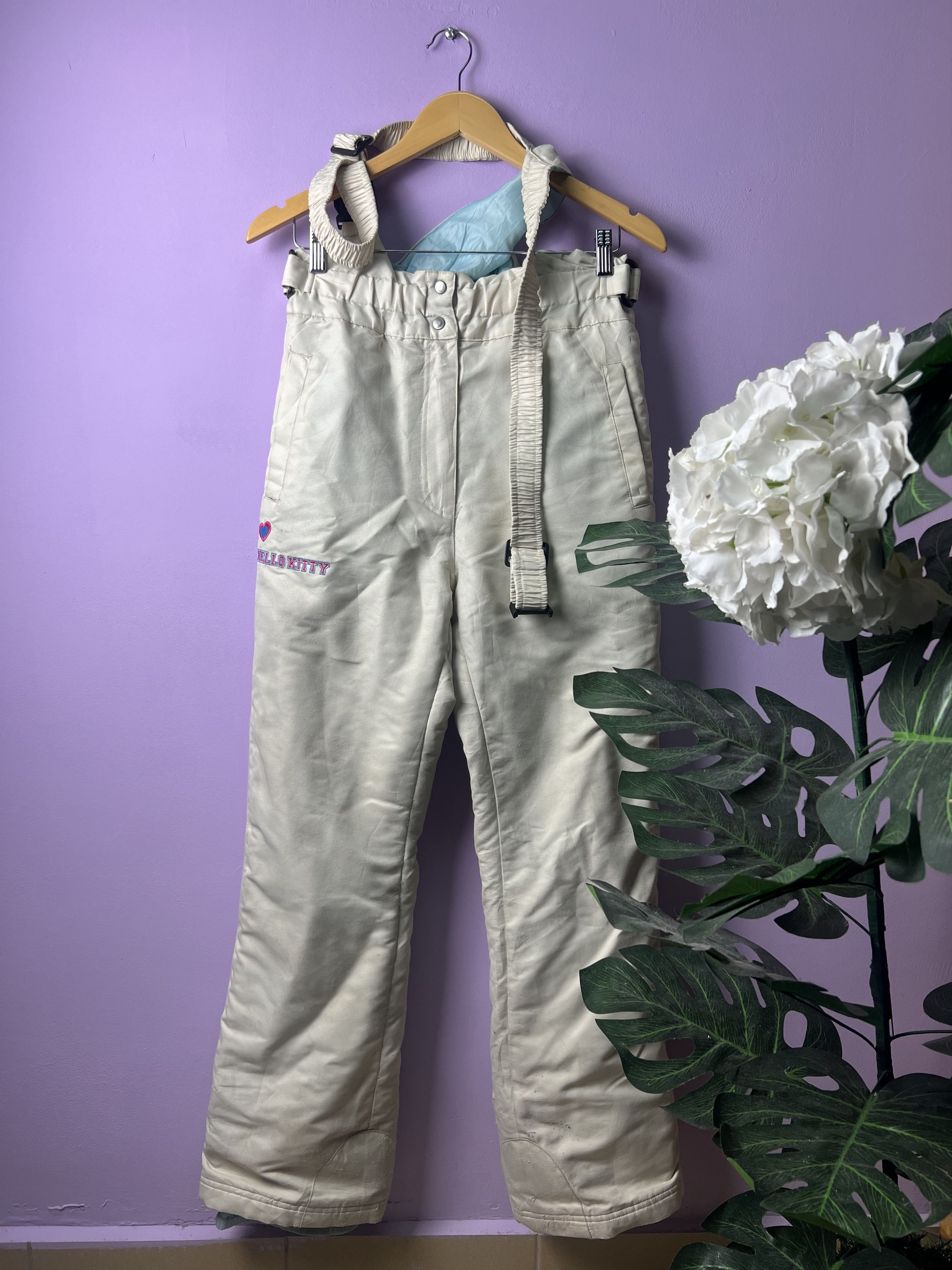 Anime 🔥Vintage Rare Hello Kitty Skiwear Overalls Size US 32 / EU 48 - 1 Thumbnail
