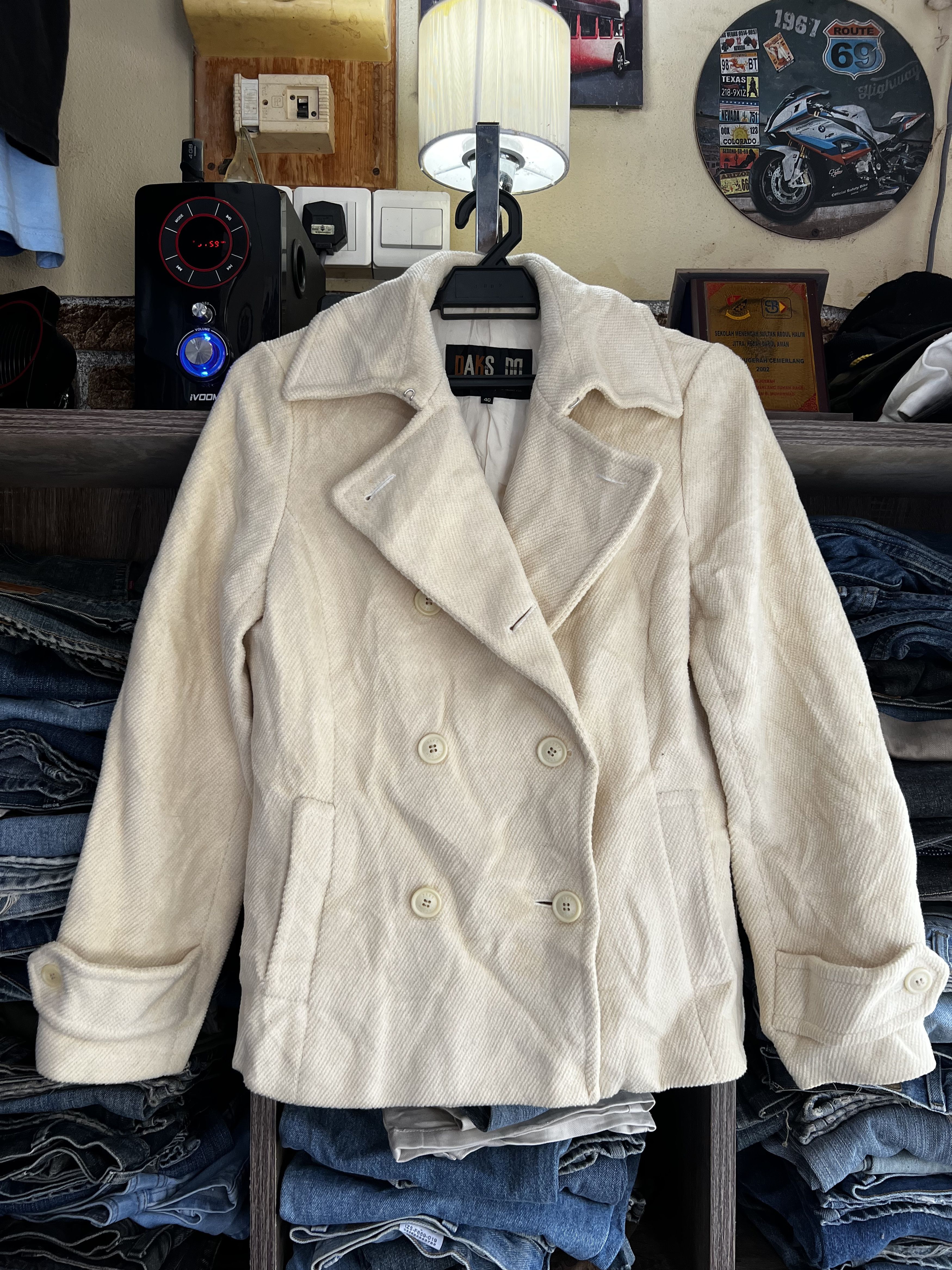 DAKS 🔥Vintage Daks London Cream Double Breast Peacoat Size M / US 6-8 / IT 42-44 - 1 Thumbnail