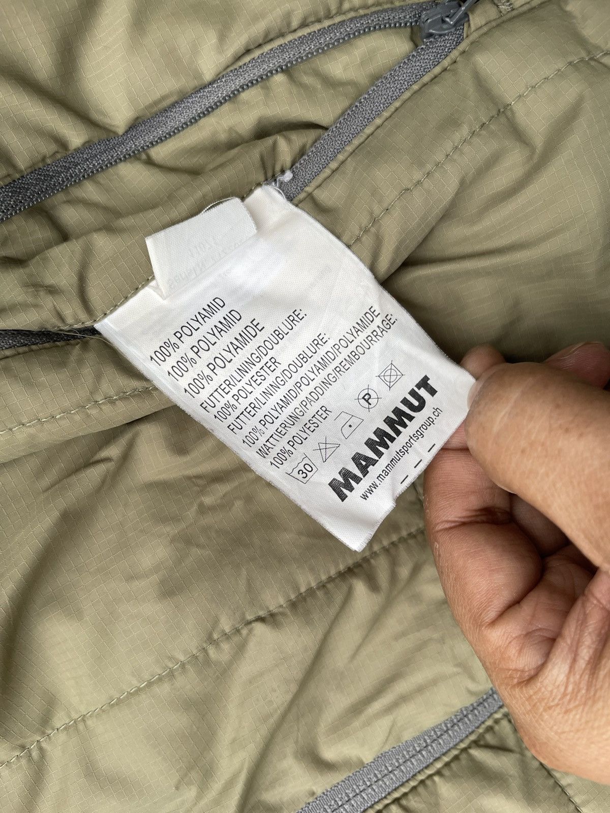 Mammut Mammut Light Puffer Jacket Size US M / EU 48-50 / 2 - 15 Thumbnail