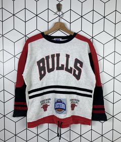 Vintage 90's Russell Athletic NBA Chicago Bulls Sweater Grey (L