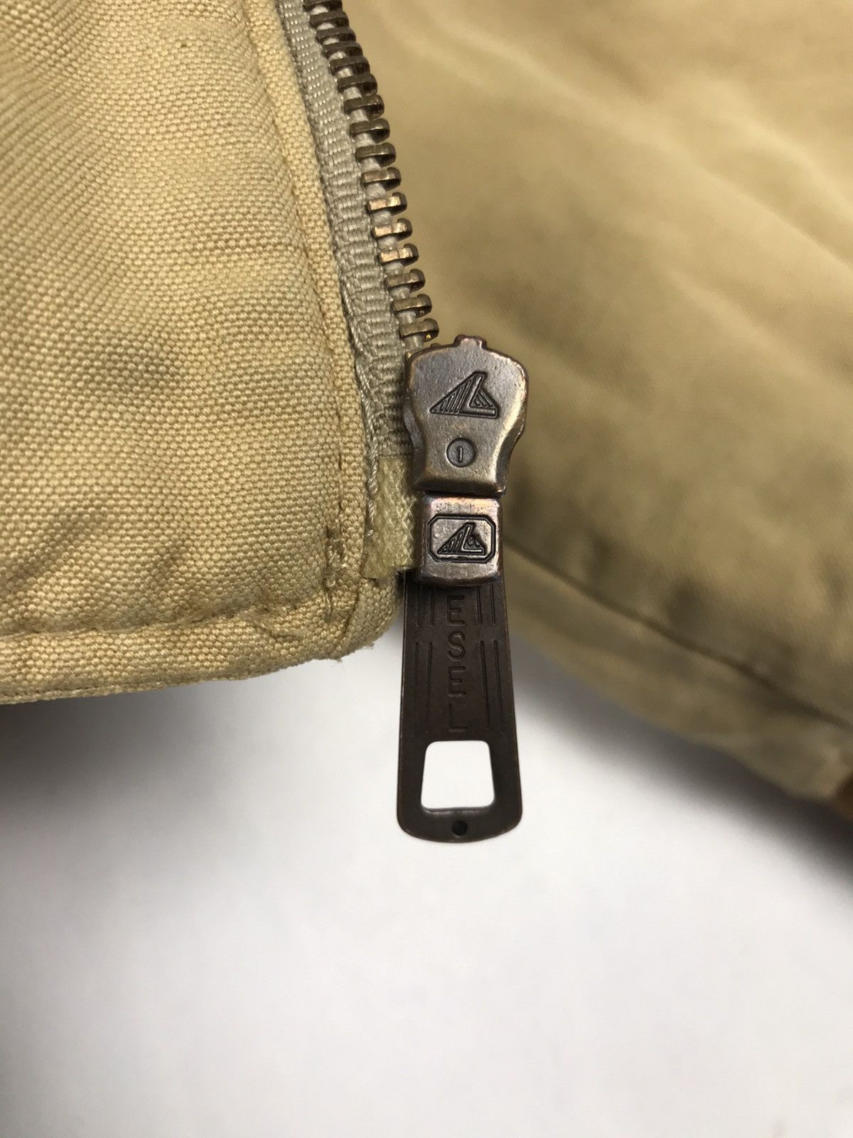 Diesel Vintage Diesel Brave Life 570 Duck Canvas Bomber Style Size US M / EU 48-50 / 2 - 20 Thumbnail