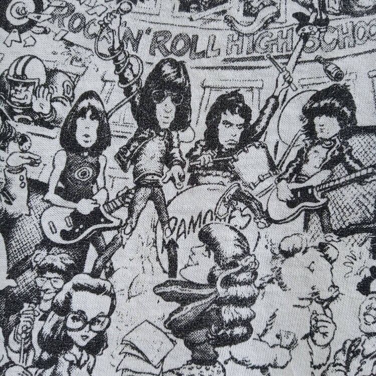 Band Tees Vintage Ramones Band Punk Rock by Mosquitohead T-shirt Size US M / EU 48-50 / 2 - 6 Thumbnail
