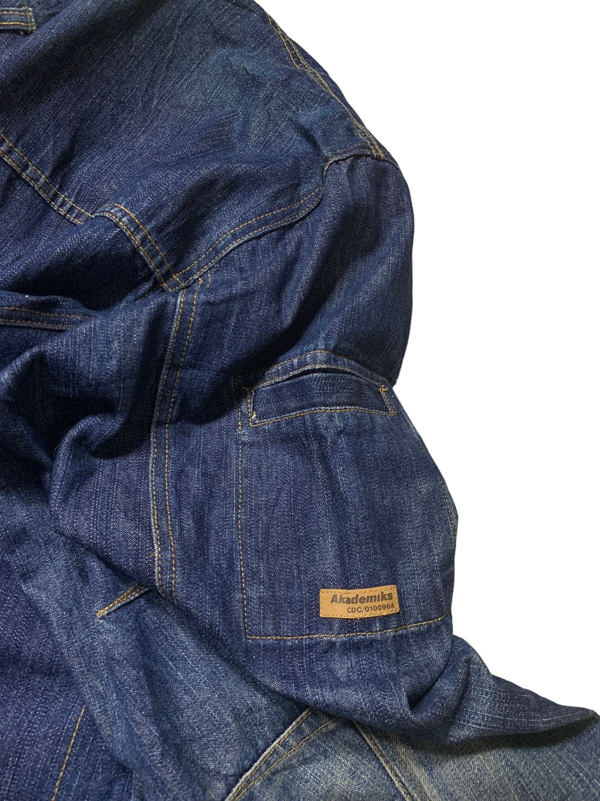 Akademiks Rare Akademiks Denim Jacket Streetwear Size US L / EU 52-54 / 3 - 11 Thumbnail