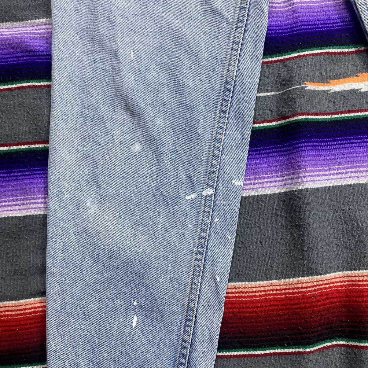 Levi's Vintage Levi’s 550 Leg Tapered Paint Splash Distressed Denim Size US 34 / EU 50 - 4 Thumbnail