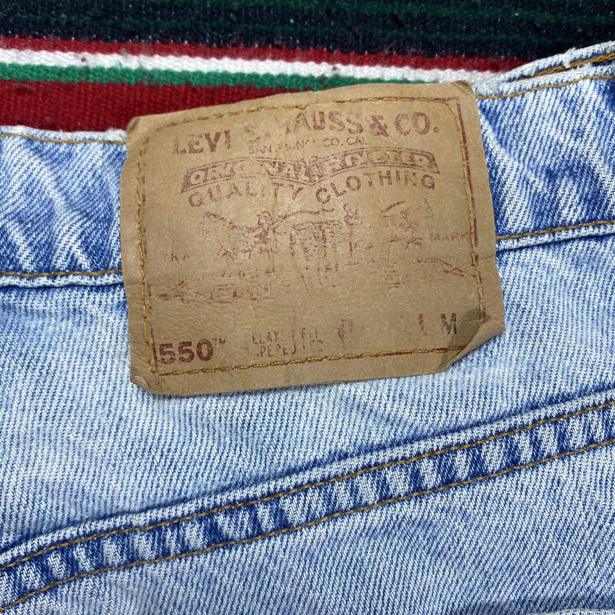 Levi's Vintage Levi’s 550 Leg Tapered Paint Splash Distressed Denim Size US 34 / EU 50 - 17 Thumbnail