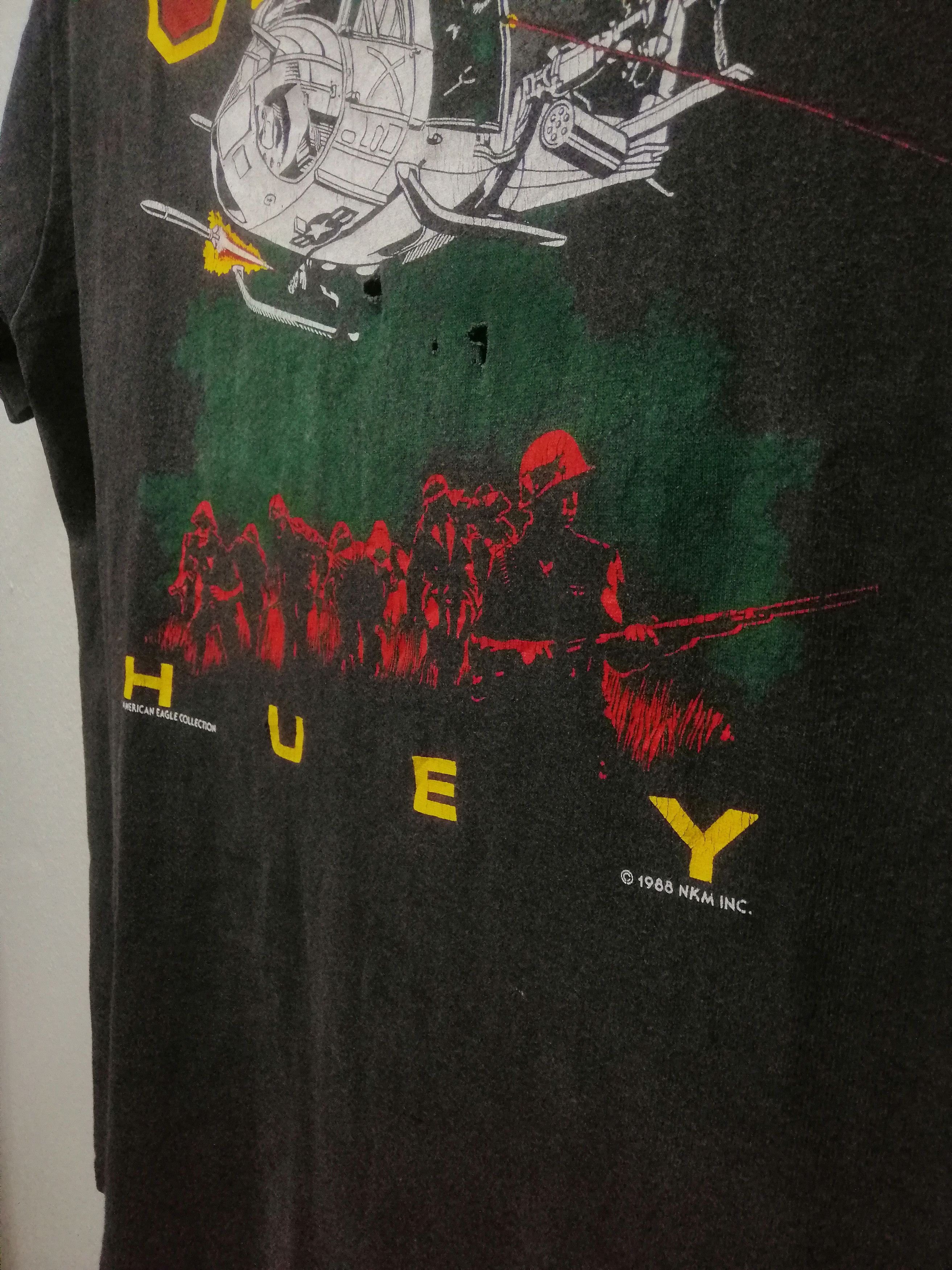 Vintage UH-1 HUEY ARMY HELICOPTER AMERICAN EAGLE COLLECTION 1988 Size US L / EU 52-54 / 3 - 10 Thumbnail