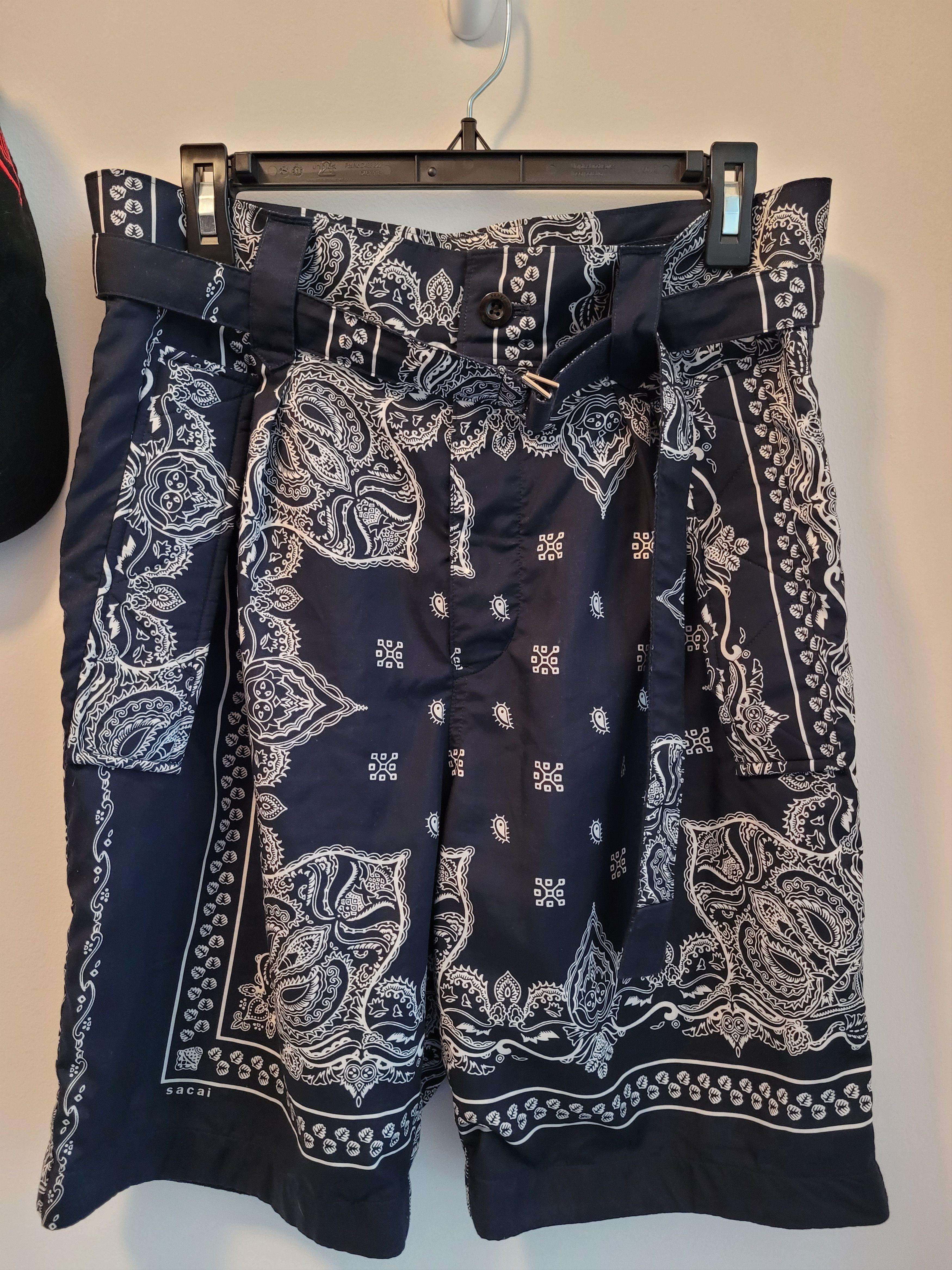 Sacai Navy Printed Woven Short Size US 32 / EU 48 - 1 Thumbnail