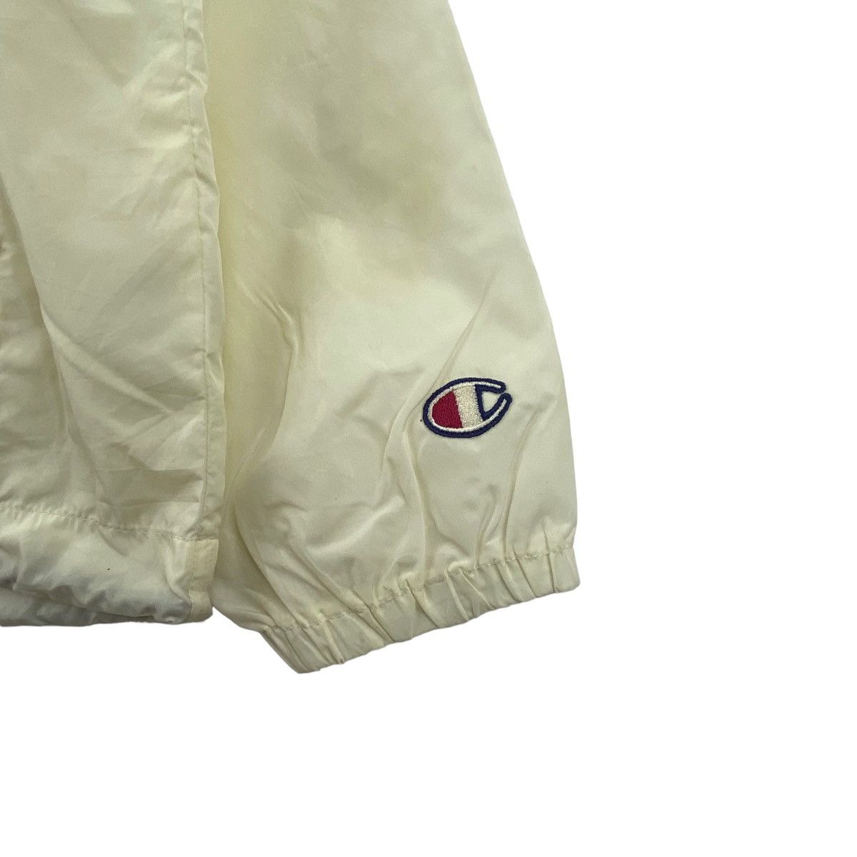 Vintage CHAMPION SCRIPT USA Sportswear Beige Hooded Windbreaker Size US M / EU 48-50 / 2 - 3 Thumbnail