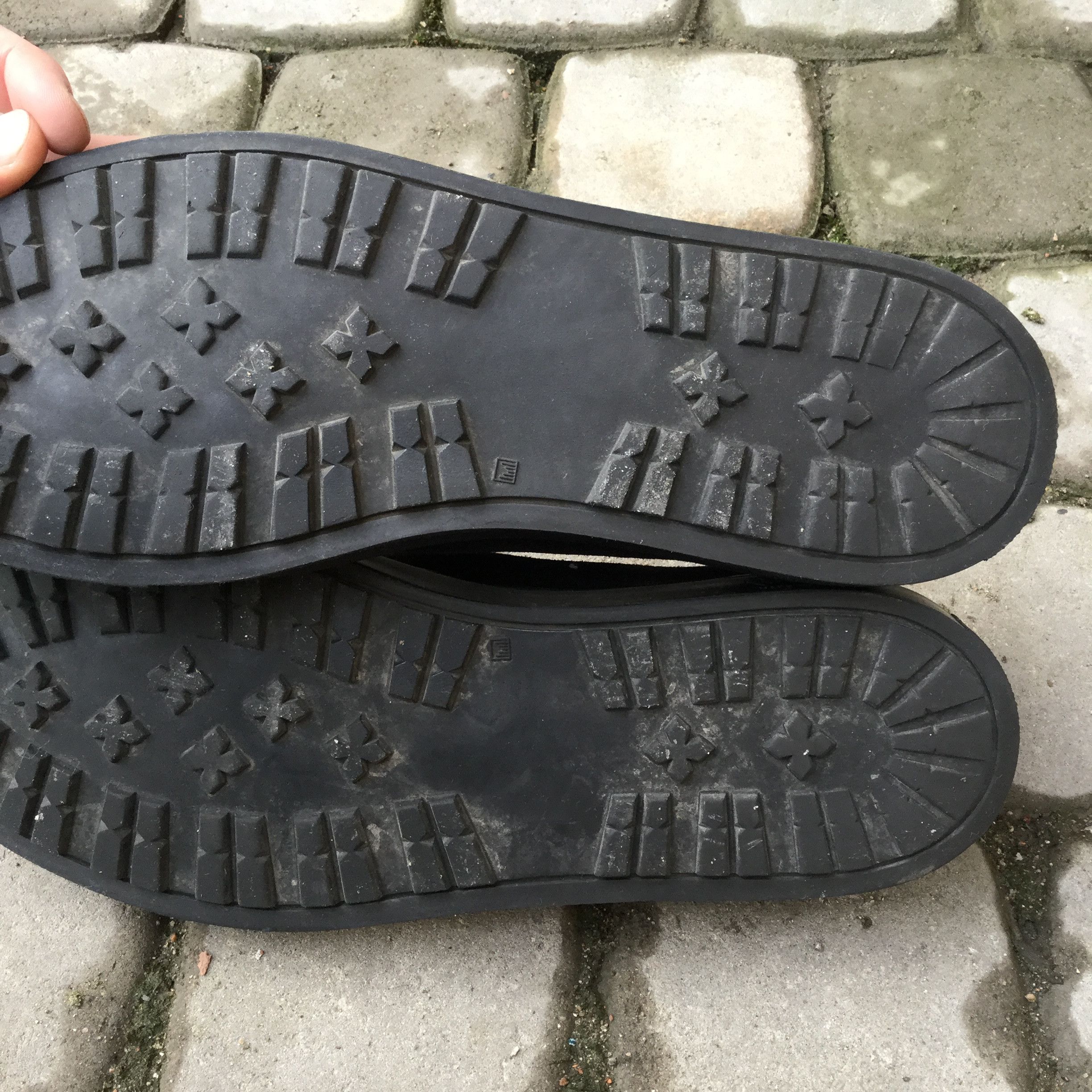 RoccoP Suede slip-on.Like Common Projects or Dior Size US 9 / EU 42 - 4 Thumbnail
