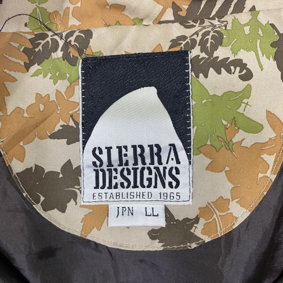 Sierra Designs × Vintage VINTAGE SIERRA DESIGNS SMALL LOGO FULLPRINT VESTS JACKET Size US M / EU 48-50 / 2 - 7 Thumbnail