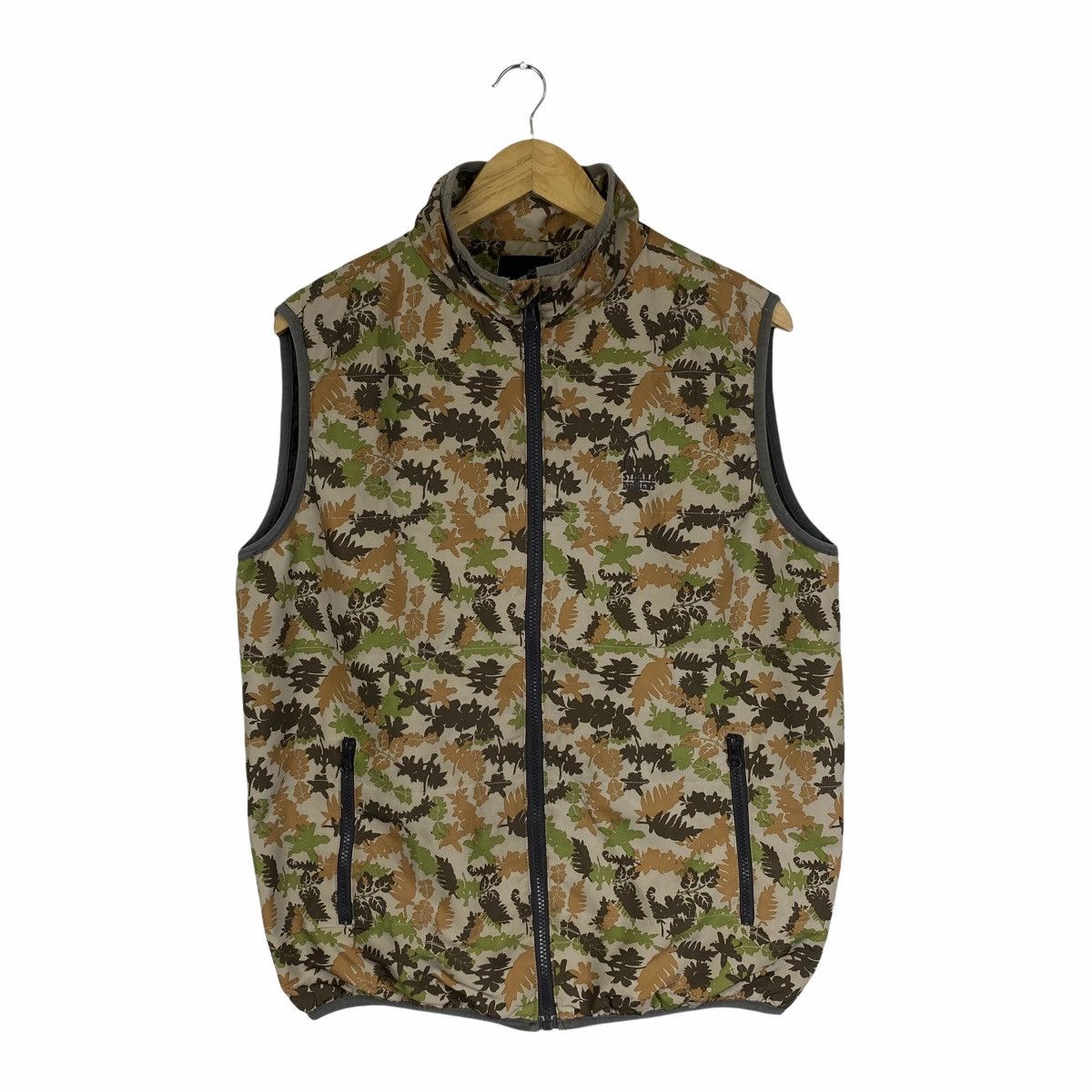 Sierra Designs × Vintage VINTAGE SIERRA DESIGNS SMALL LOGO FULLPRINT VESTS JACKET Size US M / EU 48-50 / 2 - 1 Thumbnail