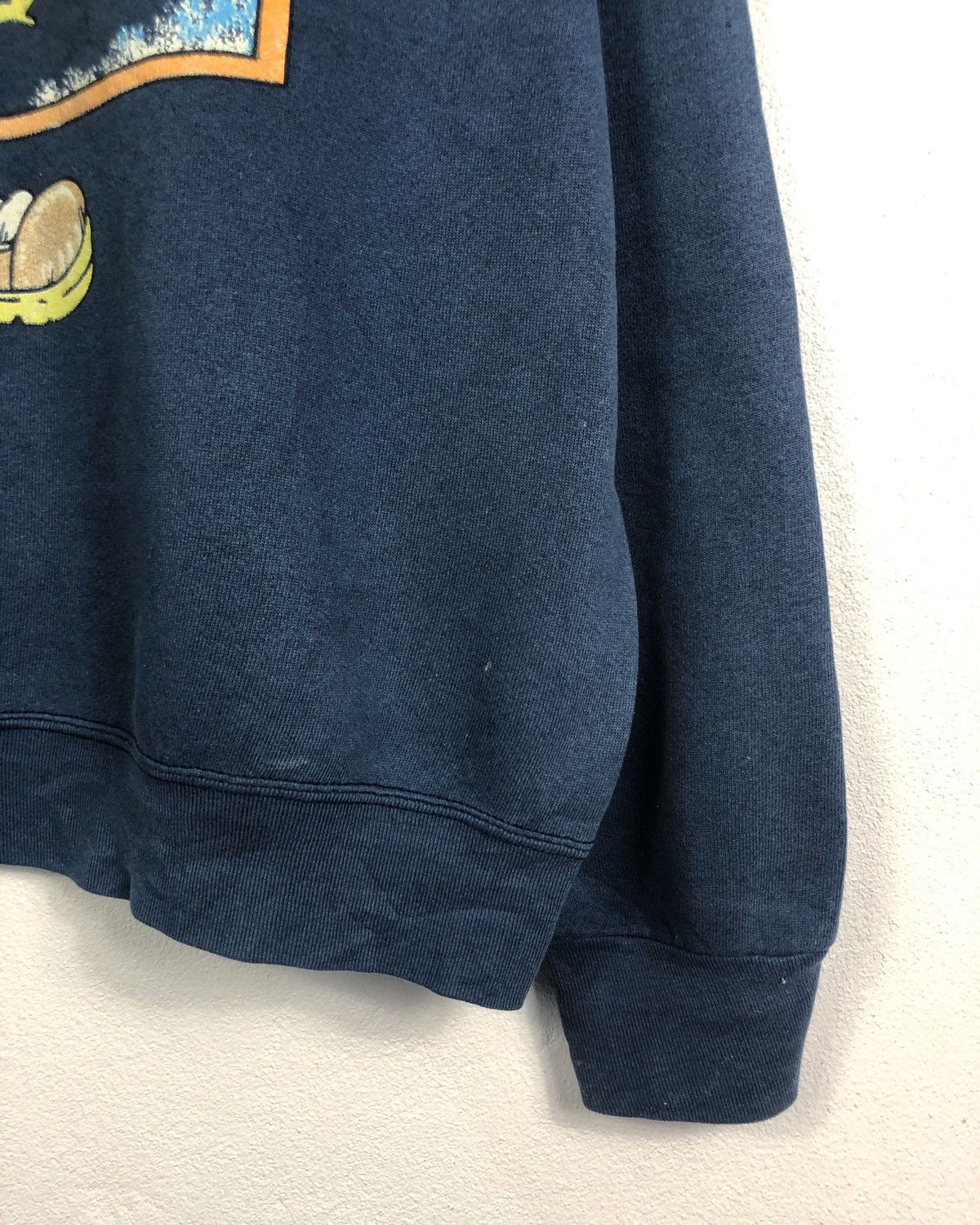 Vintage Rare Vintage 1997 Looney Tunes Tweety Sweatshirt Size US XL / EU 56 / 4 - 6 Thumbnail