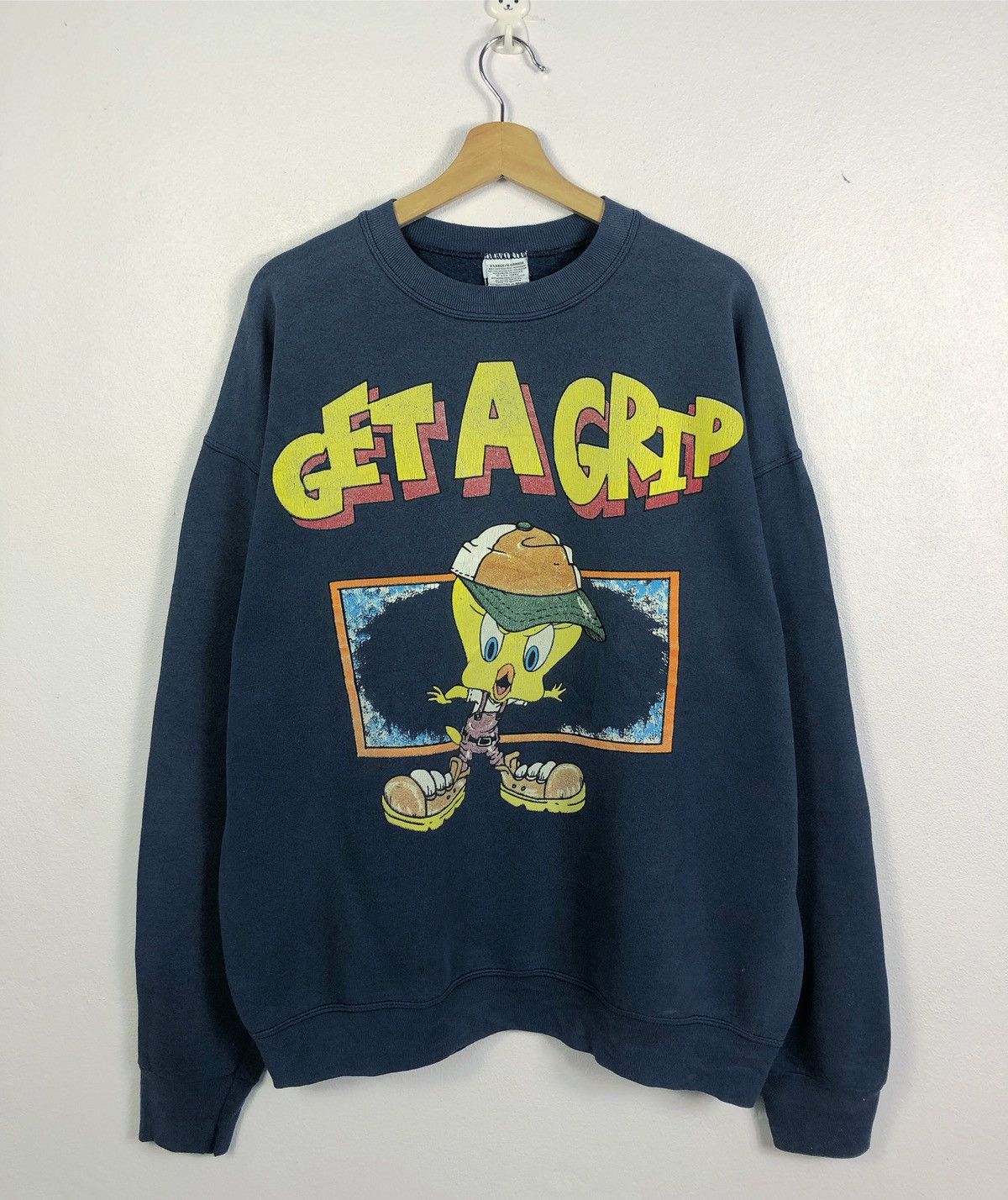 Vintage Rare Vintage 1997 Looney Tunes Tweety Sweatshirt Size US XL / EU 56 / 4 - 1 Thumbnail