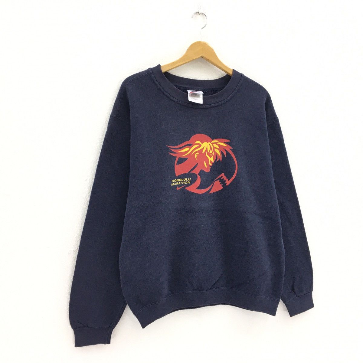 Nike Vintage 90s Nike Honolulu Marathon 99 Crewneck Sweatshirt Size US M / EU 48-50 / 2 - 3 Thumbnail