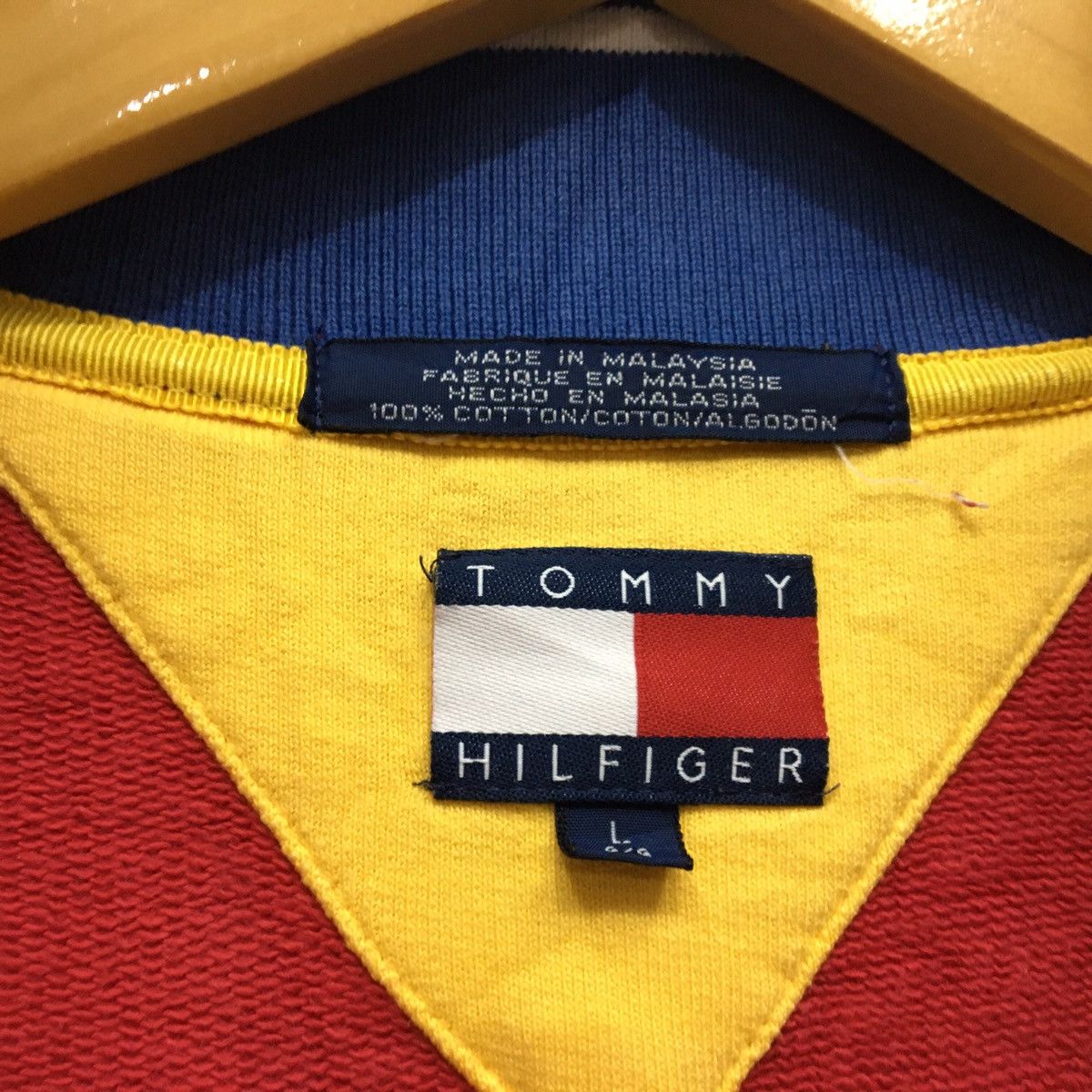 Tommy Hilfiger Vintage 90s TOMMY HILFIGER Half Zip Sweatshirt Size US L / EU 52-54 / 3 - 7 Thumbnail