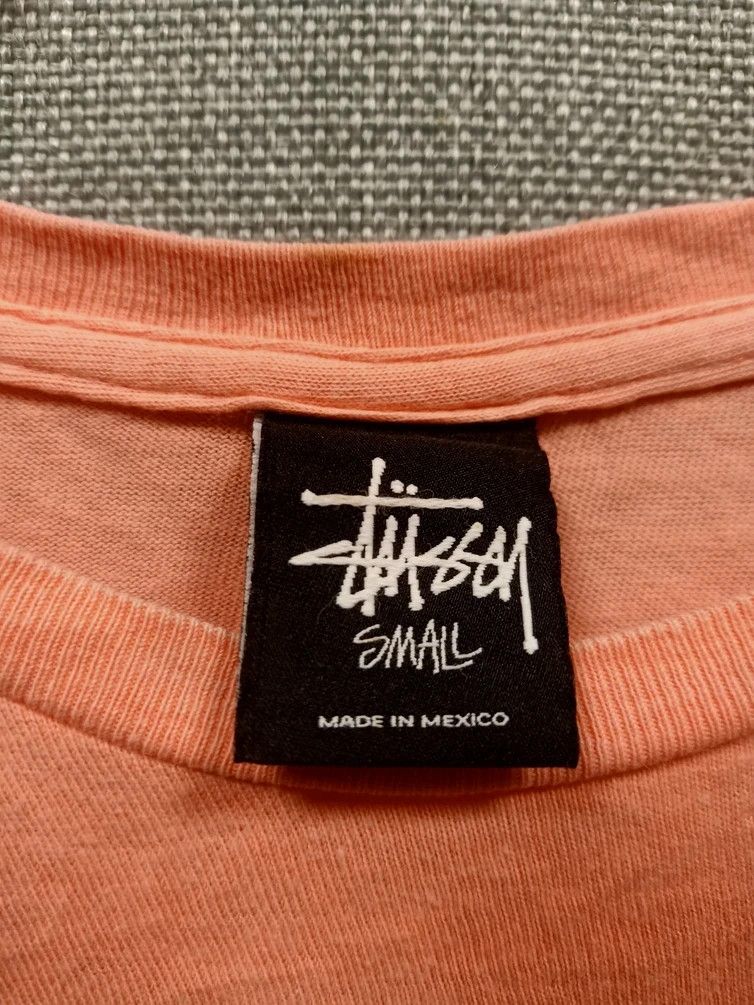 Stussy t shirt stussy world tour Size US S / EU 44-46 / 1 - 3 Thumbnail