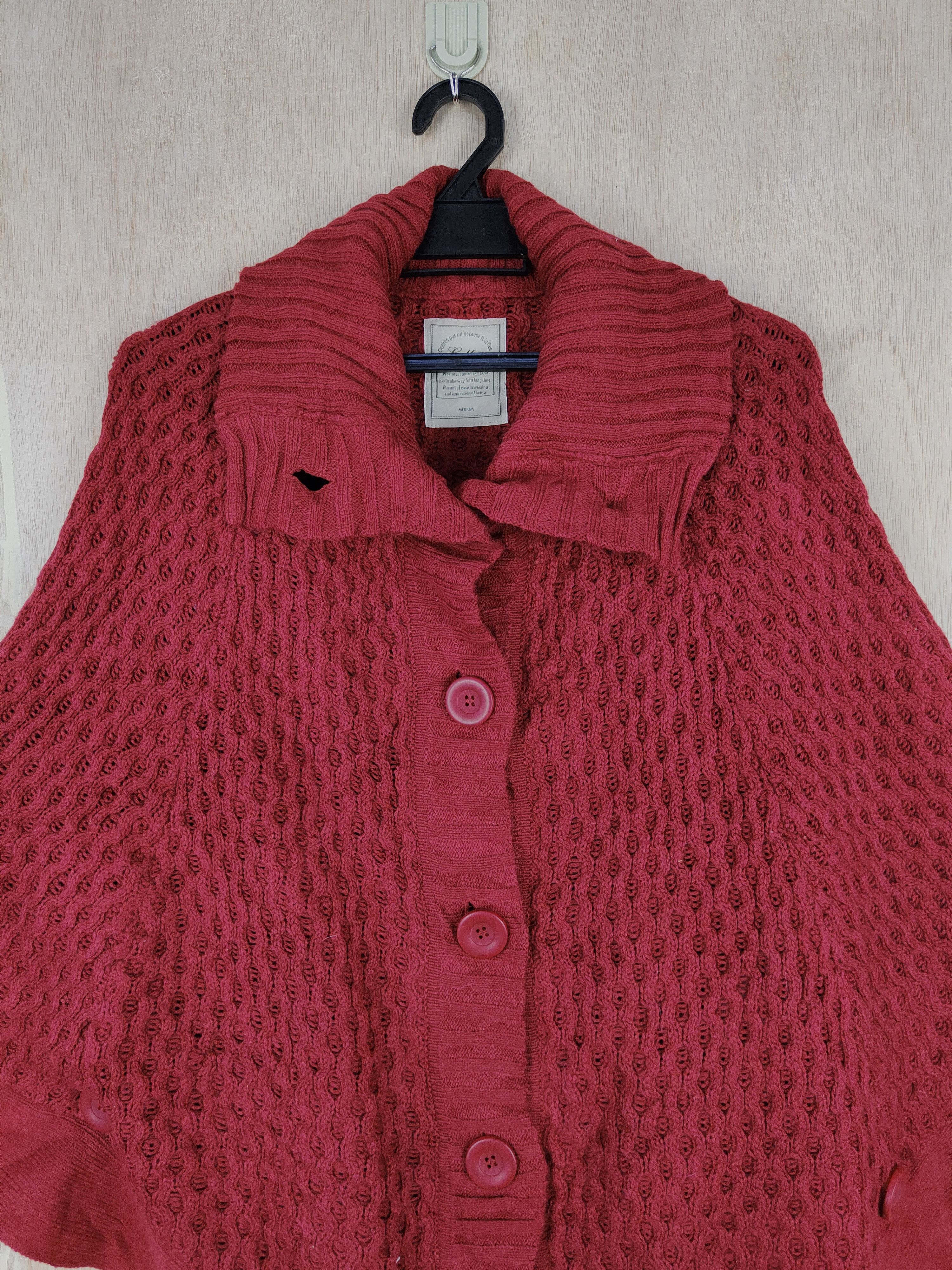 Aran Isles Knitwear × Japanese Brand × Vintage Letter (Back Number) Red Knitwear cardigan cloak capes #S306 Size M / US 6-8 / IT 42-44 - 3 Thumbnail
