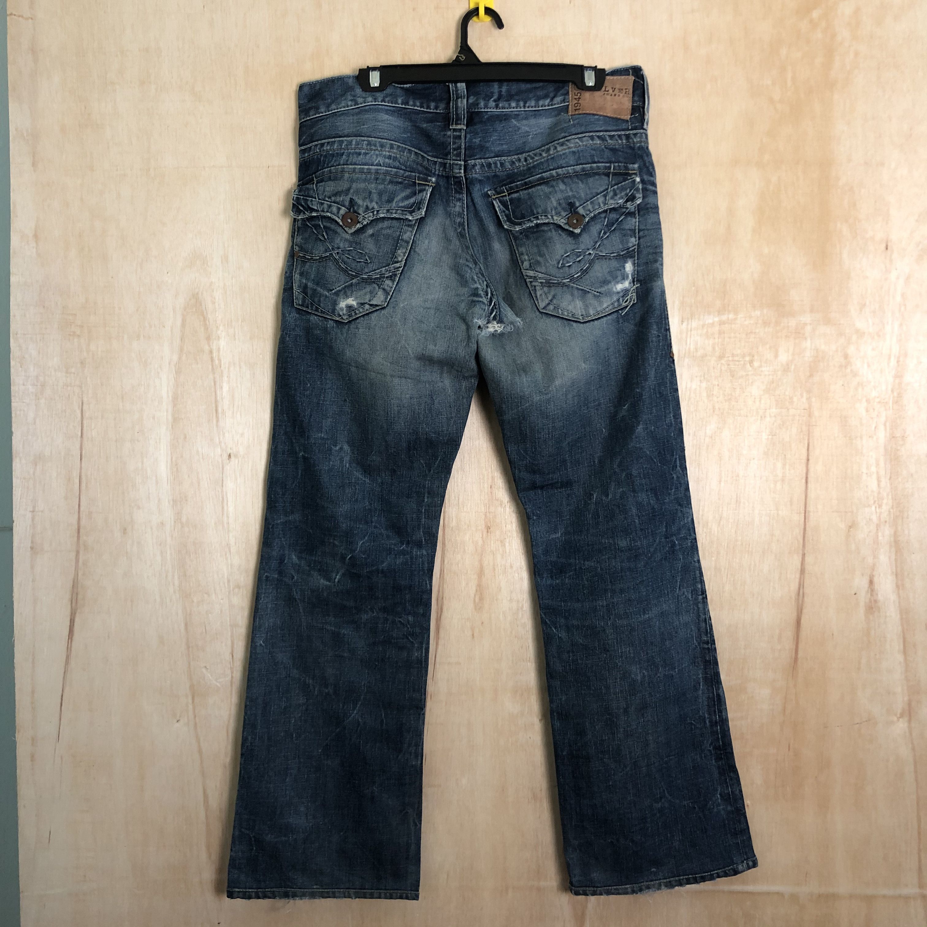 Silver Jeans Co. DLL Silver Jeans co blue distressed denim jeans #C004 Size US 31 - 8 Thumbnail