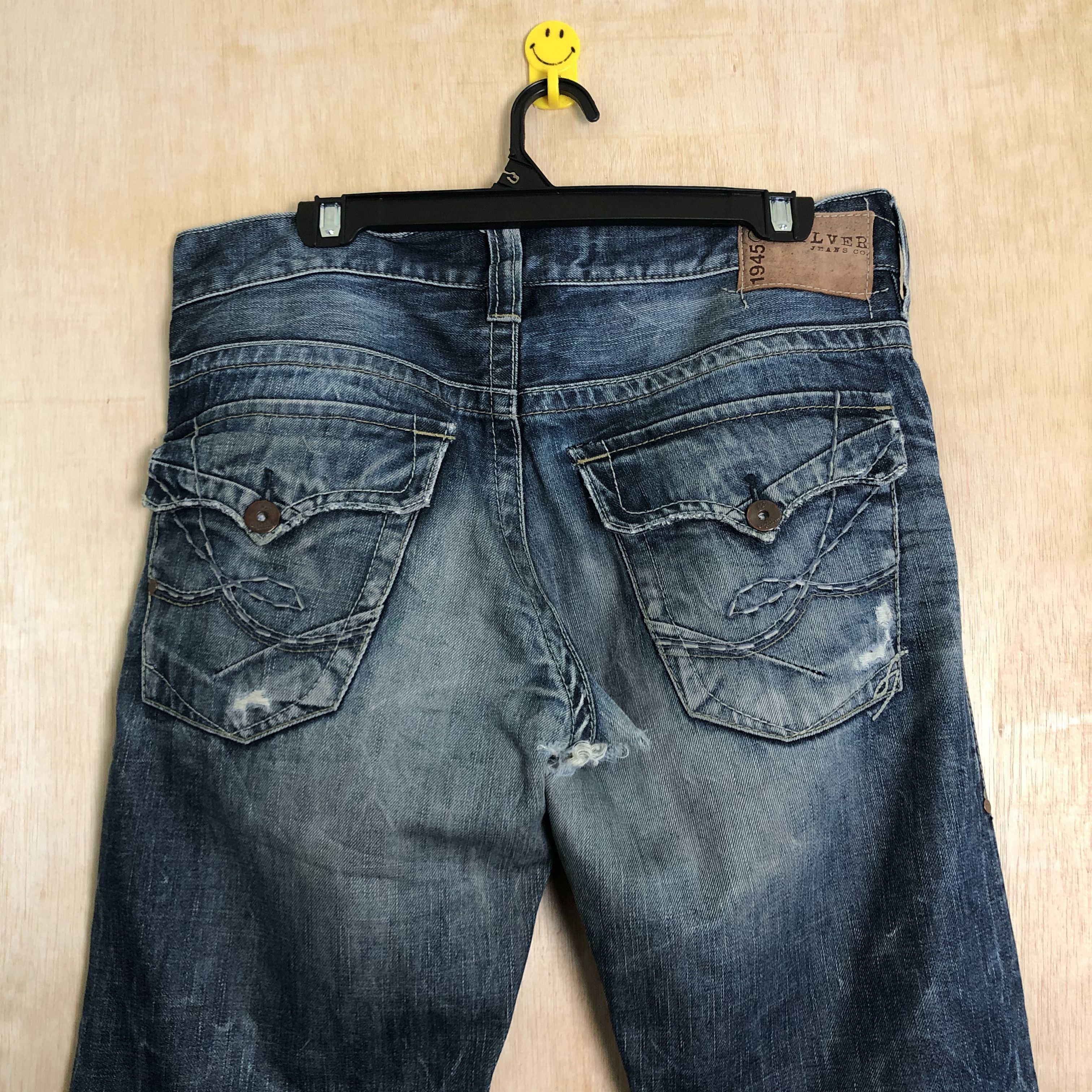 Silver Jeans Co. DLL Silver Jeans co blue distressed denim jeans #C004 Size US 31 - 7 Thumbnail