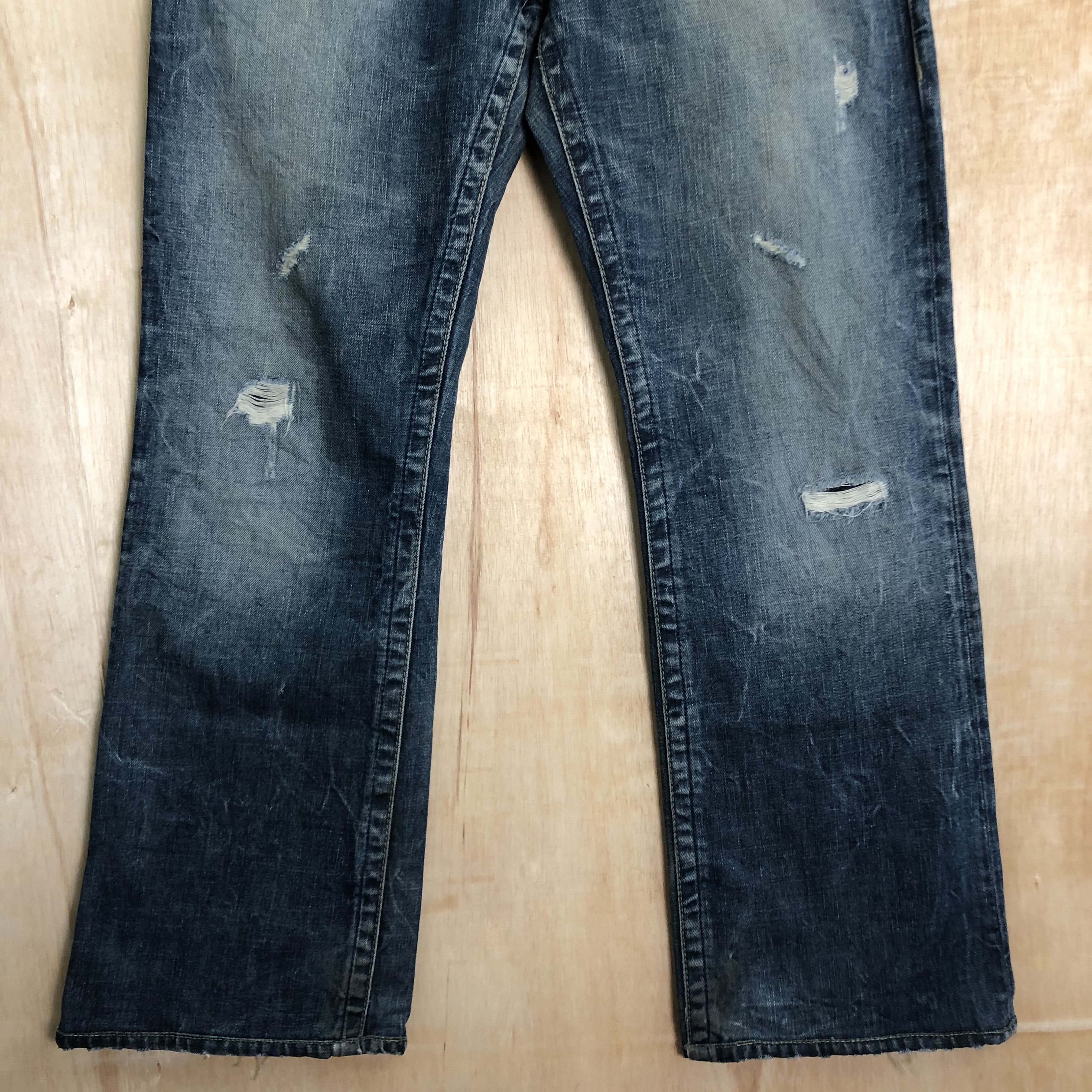 Silver Jeans Co. DLL Silver Jeans co blue distressed denim jeans #C004 Size US 31 - 2 Thumbnail