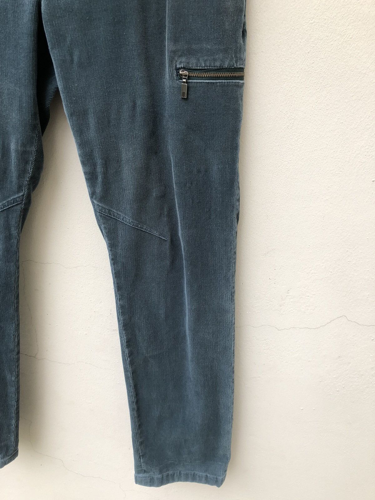 Lanvin Lanvin en Bleu Faded Corduroy Cargo Trouser Pant Size US 32 / EU 48 - 7 Thumbnail