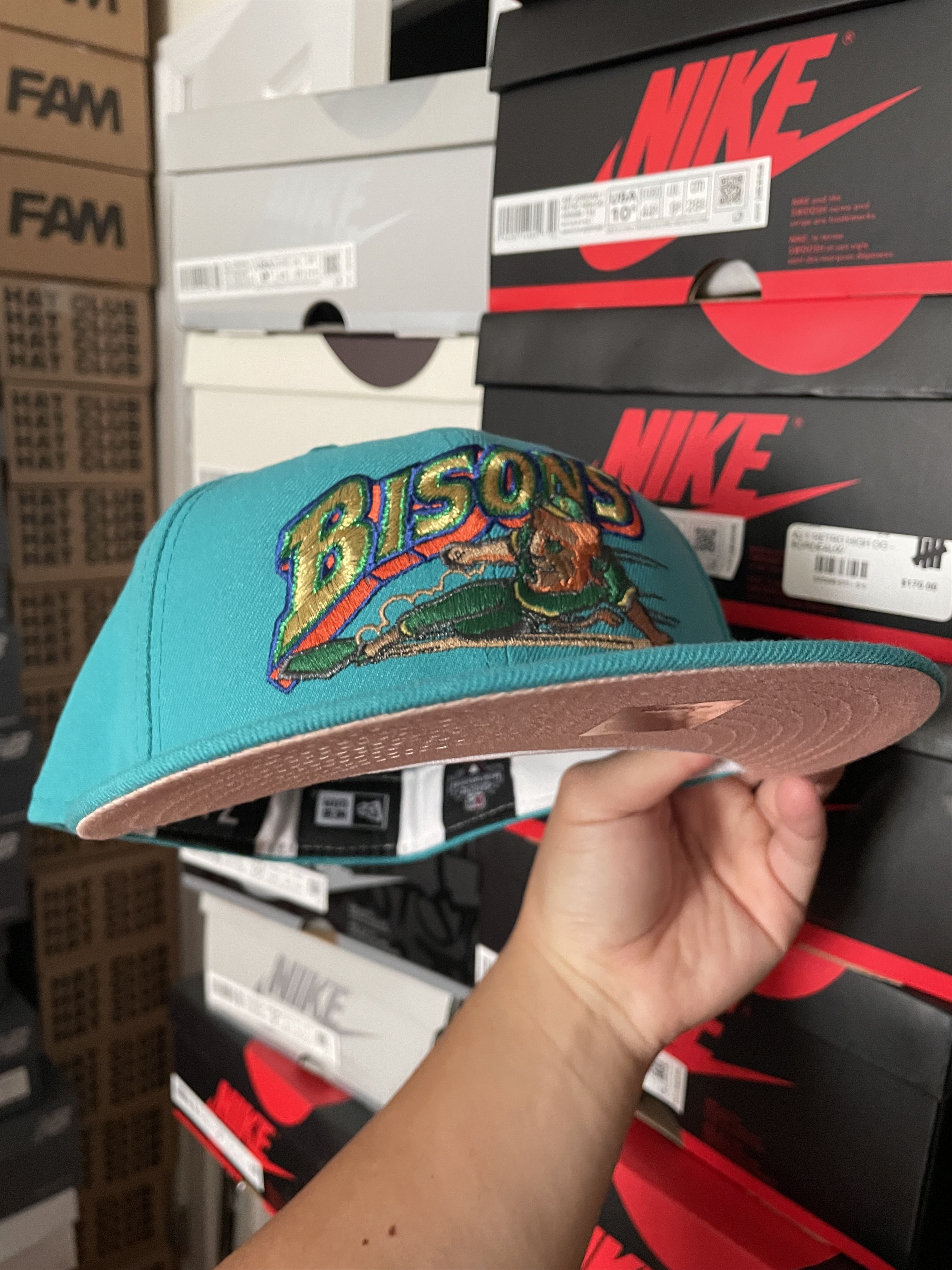 MLB × New Era 7 1/4 Myfitteds Lucky Charms Buffalo Bisons Blue Clusters Size ONE SIZE - 6 Thumbnail