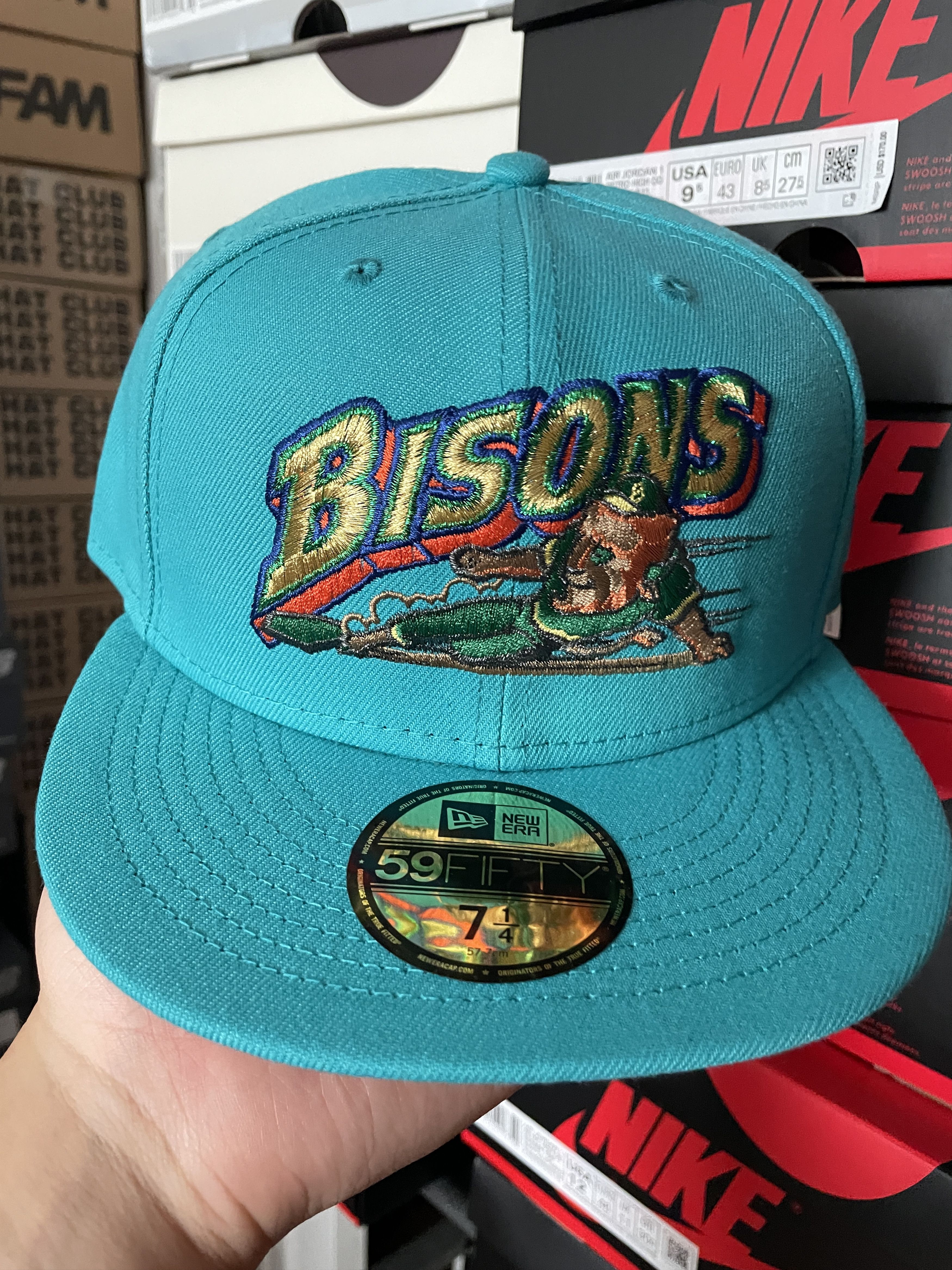 MLB × New Era 7 1/4 Myfitteds Lucky Charms Buffalo Bisons Blue Clusters Size ONE SIZE - 2 Thumbnail