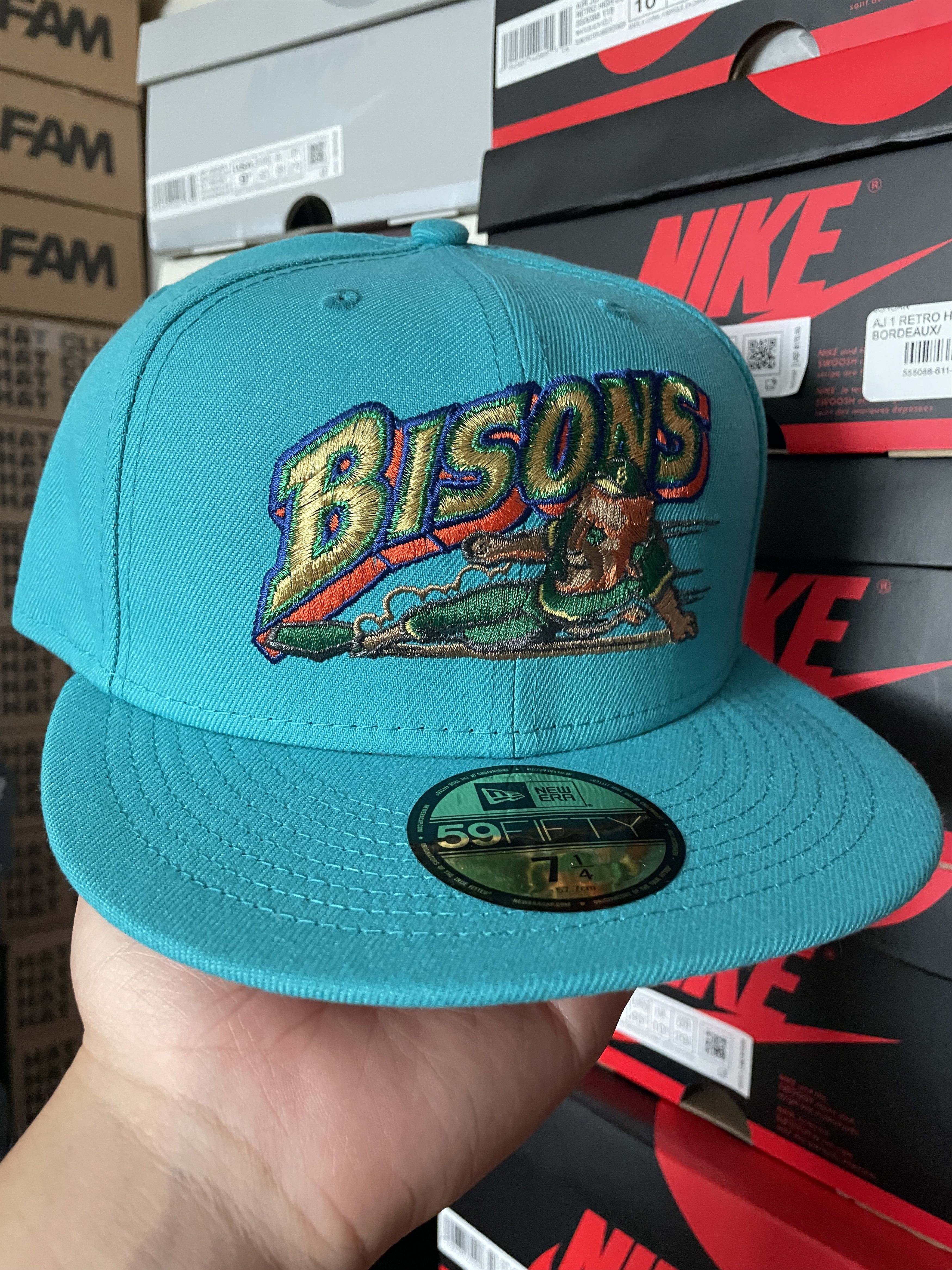 MLB × New Era 7 1/4 Myfitteds Lucky Charms Buffalo Bisons Blue Clusters Size ONE SIZE - 1 Thumbnail