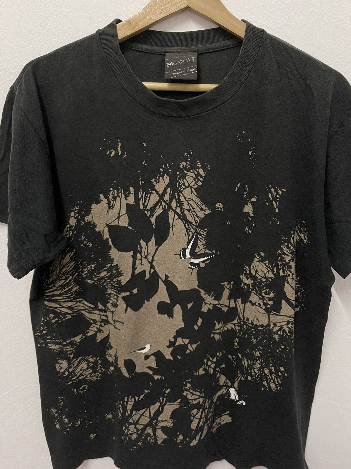 Japanese Brand × Vintage Japanese Brand Butterfly Painter Graphic Art Rare Design Size US M / EU 48-50 / 2 - 2 Thumbnail