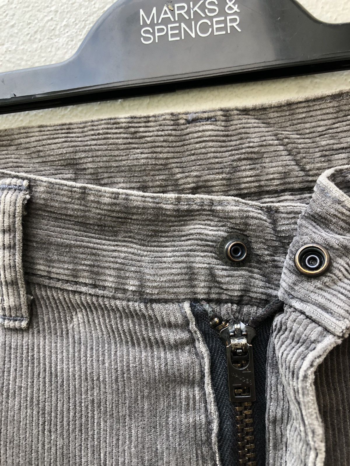 TALKING ABOUT THE ABSTRACTION Talking About The Abstraction Arabica Words Corduroy Pant Size US 29 - 10 Thumbnail