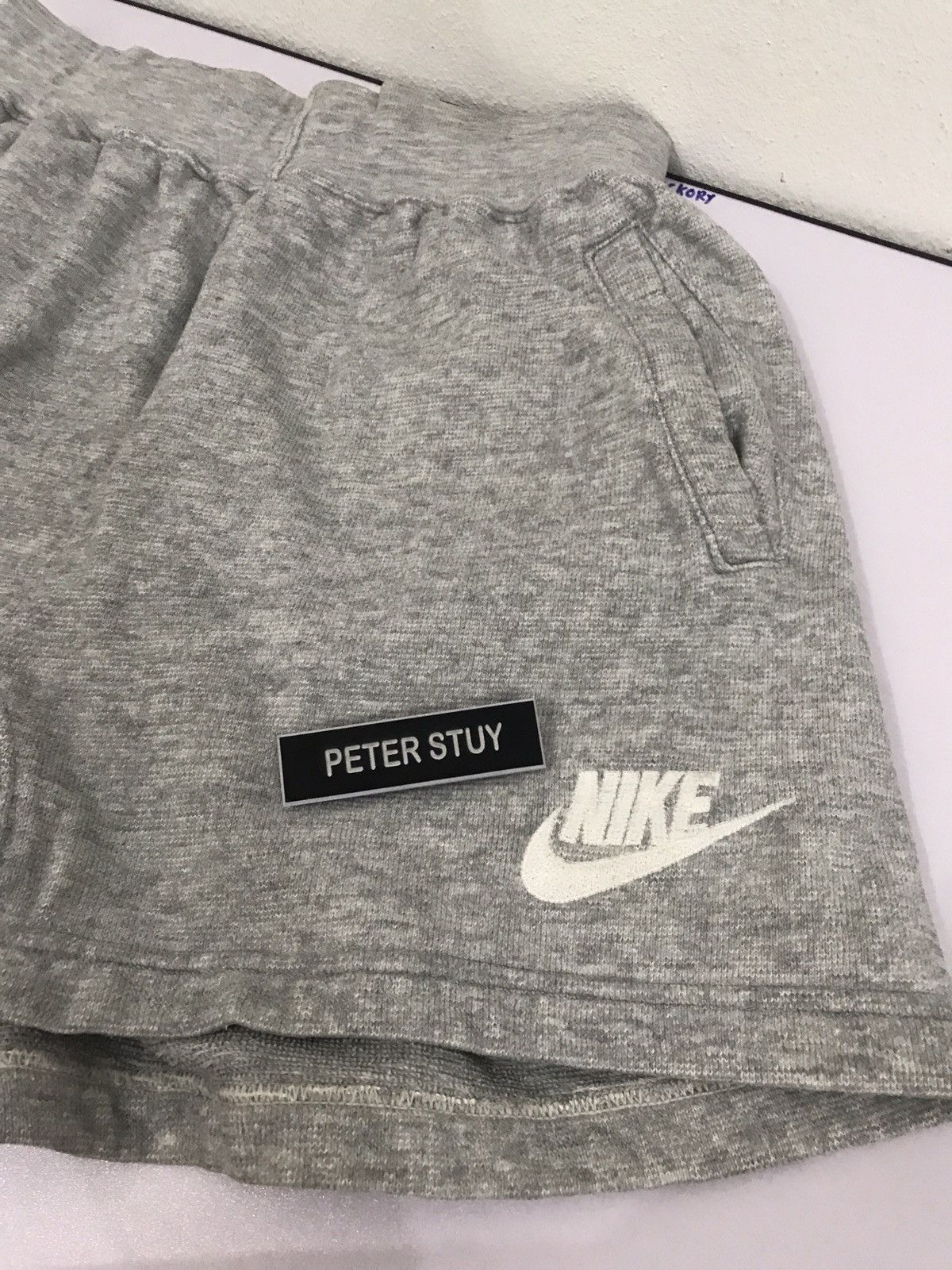 Nike Vintage Nike swoosh short pant embroidery logo Size US 28 / EU 44 - 7 Thumbnail