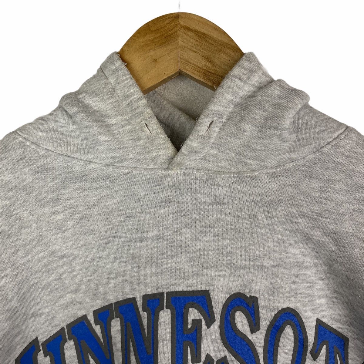 Vintage Vintage MINNESOTA CITY Big Logo Hoodie Pullover Jumper Size US M / EU 48-50 / 2 - 4 Thumbnail