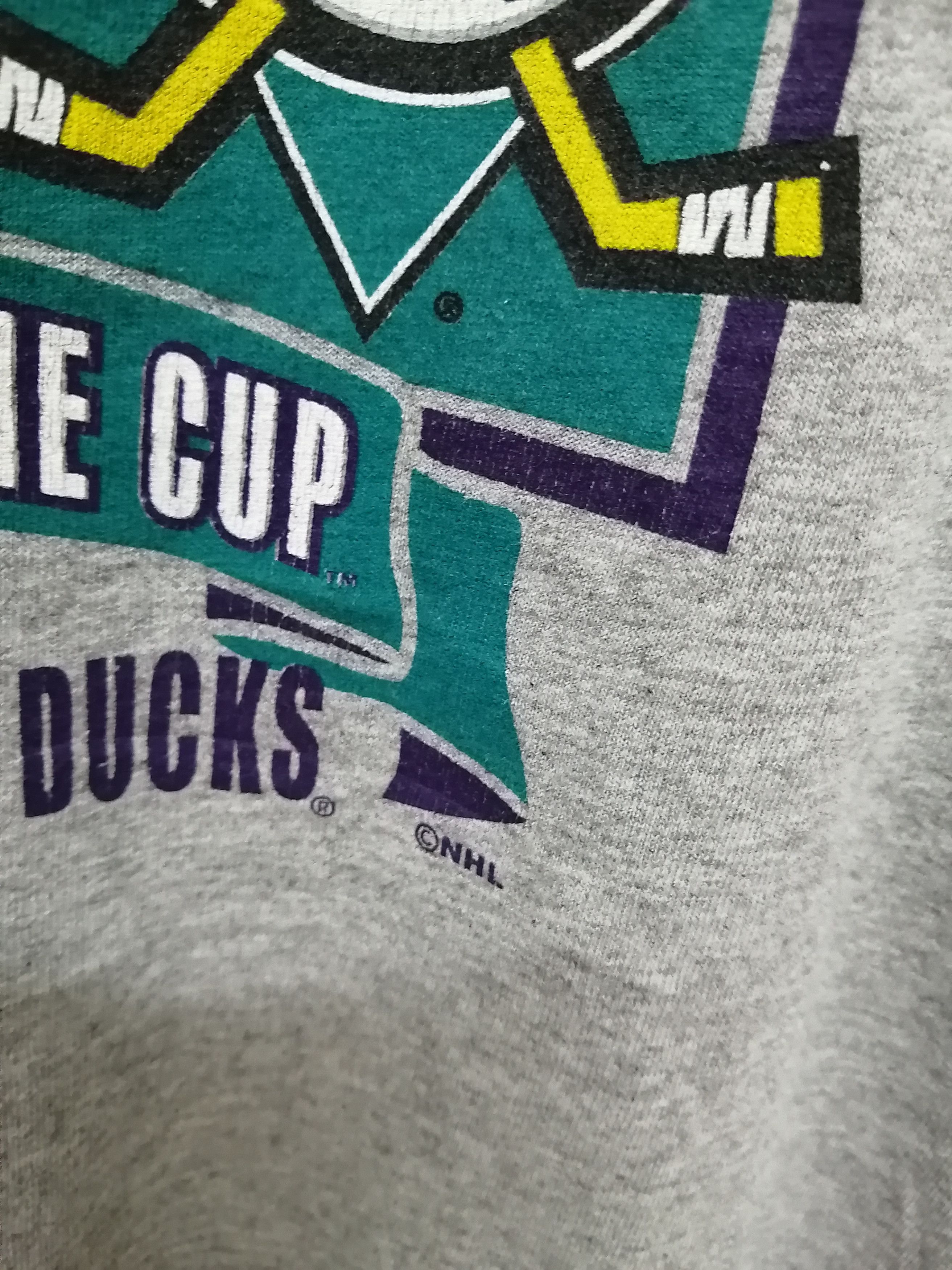 Vintage Vintage Y2K NHL Stanley Cup MIGHTY DUCKS vs DEVILS Tee Size US XL / EU 56 / 4 - 3 Thumbnail