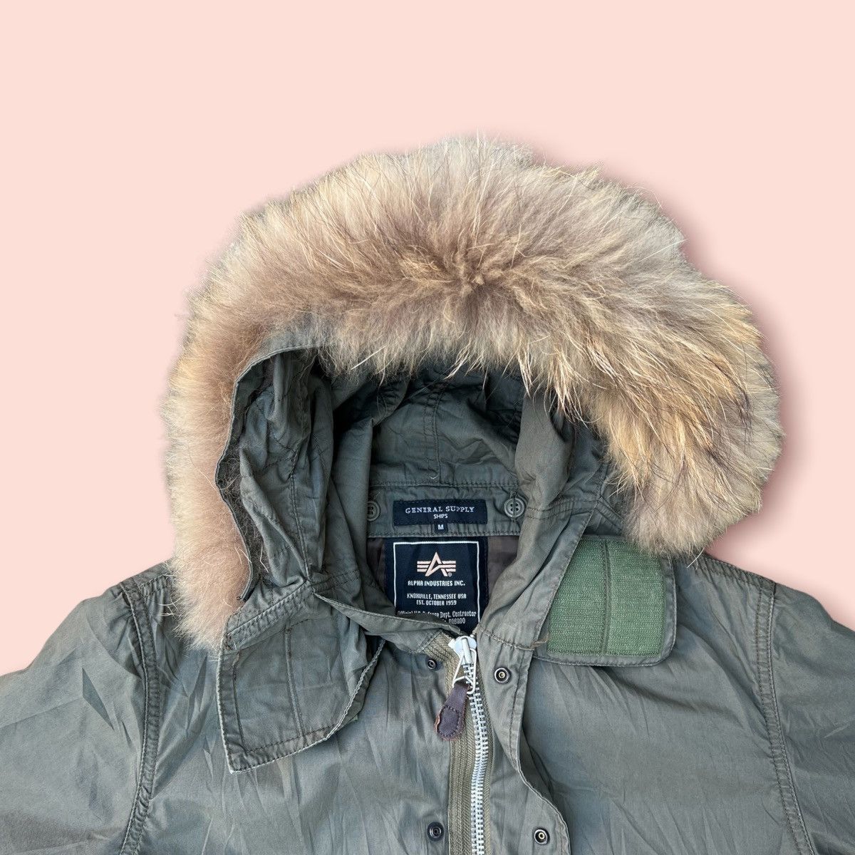 Alpha Industries × SHIPS ALPHA INDUSTRIES X GENERAL SUPPLY SHIPS FISHTAIL PARKA Size US M / EU 48-50 / 2 - 4 Thumbnail