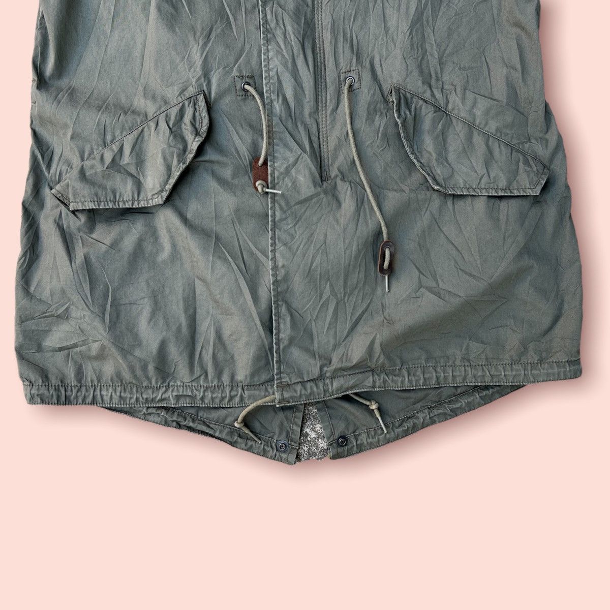 Alpha Industries × SHIPS ALPHA INDUSTRIES X GENERAL SUPPLY SHIPS FISHTAIL PARKA Size US M / EU 48-50 / 2 - 9 Thumbnail
