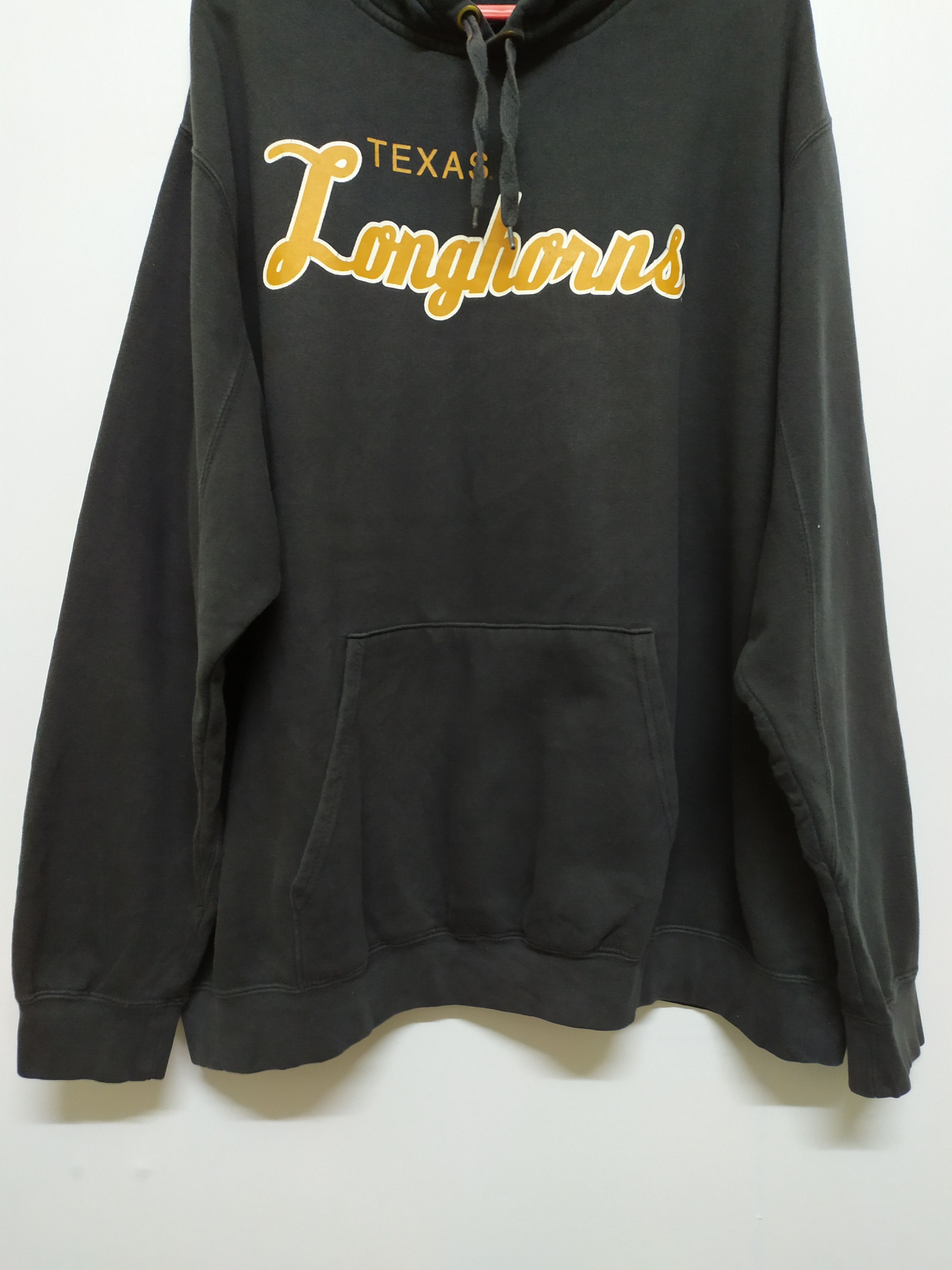 Majestic VINTAGE TEXAS LONGHORNS SWEATSHIRT HOODIE BIG LOGO Size US XXL / EU 58 / 5 - 3 Thumbnail