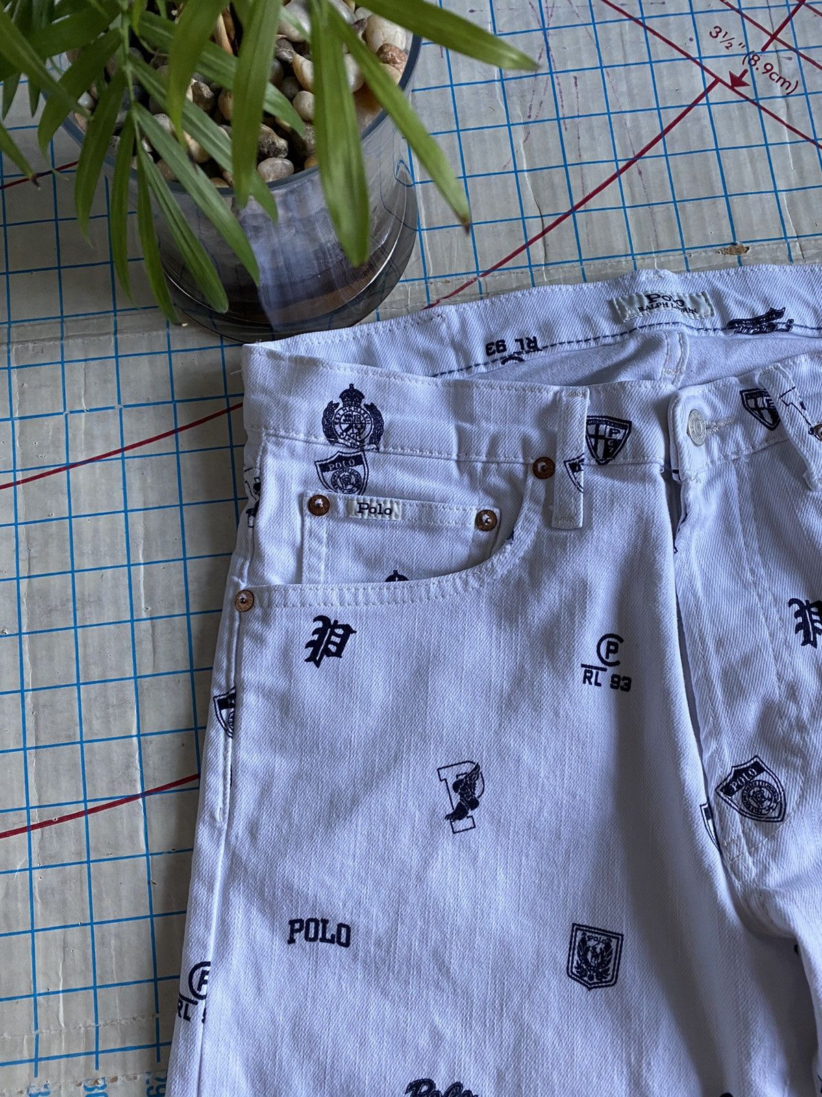 Polo Ralph Lauren Polo Ralph Lauren Logo Pattern White Denim Pants Fits 30x30 Size US 30 / EU 46 - 4 Thumbnail