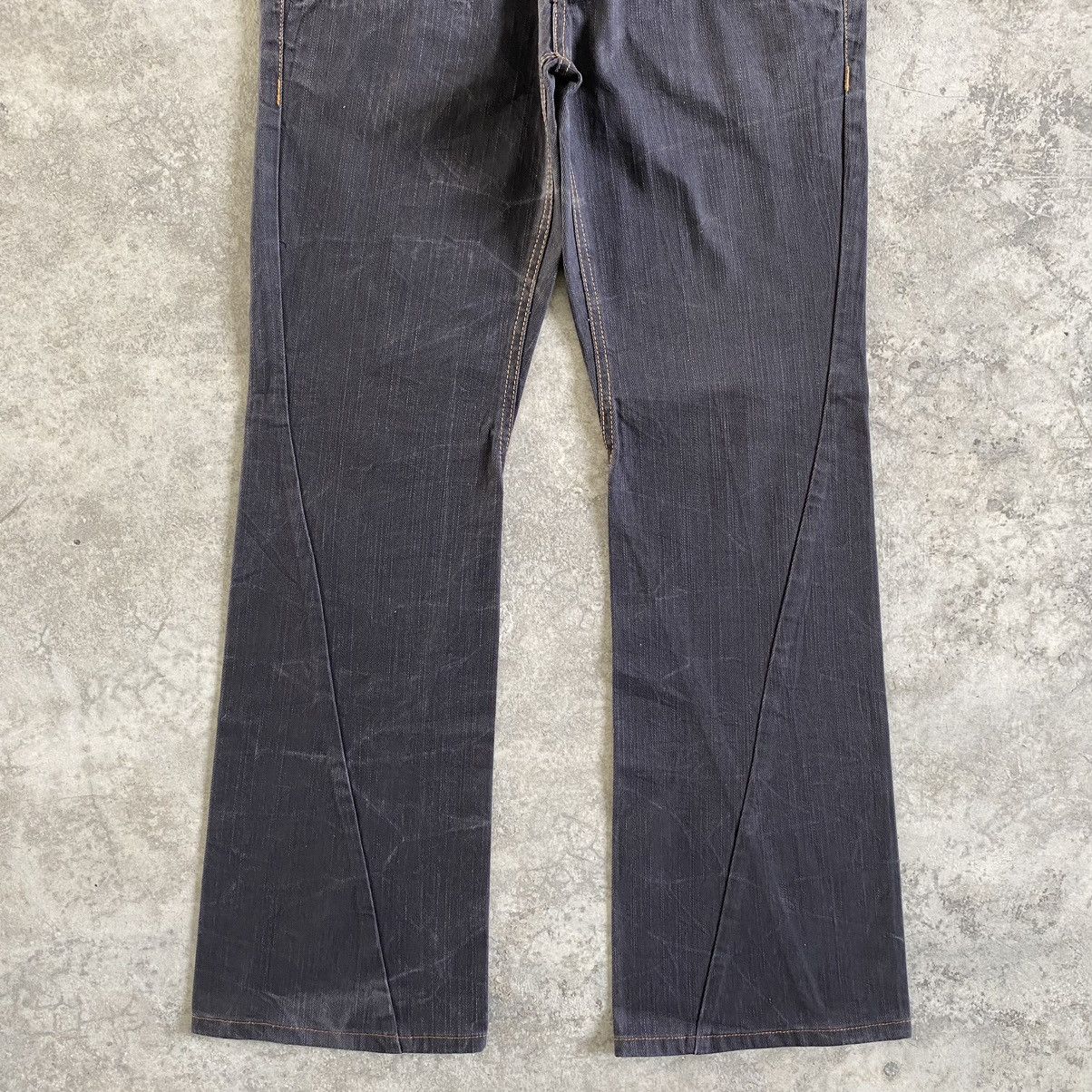 Japanese Brand × semanticdesign Semantic Design Japan Spiral Cut Flared Jeans Size US 31 - 2 Thumbnail