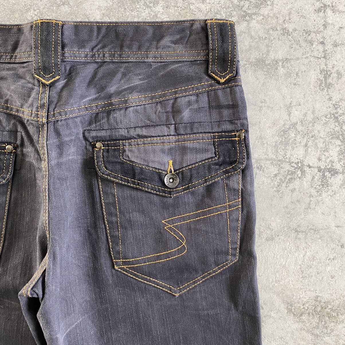 Japanese Brand × semanticdesign Semantic Design Japan Spiral Cut Flared Jeans Size US 31 - 16 Thumbnail