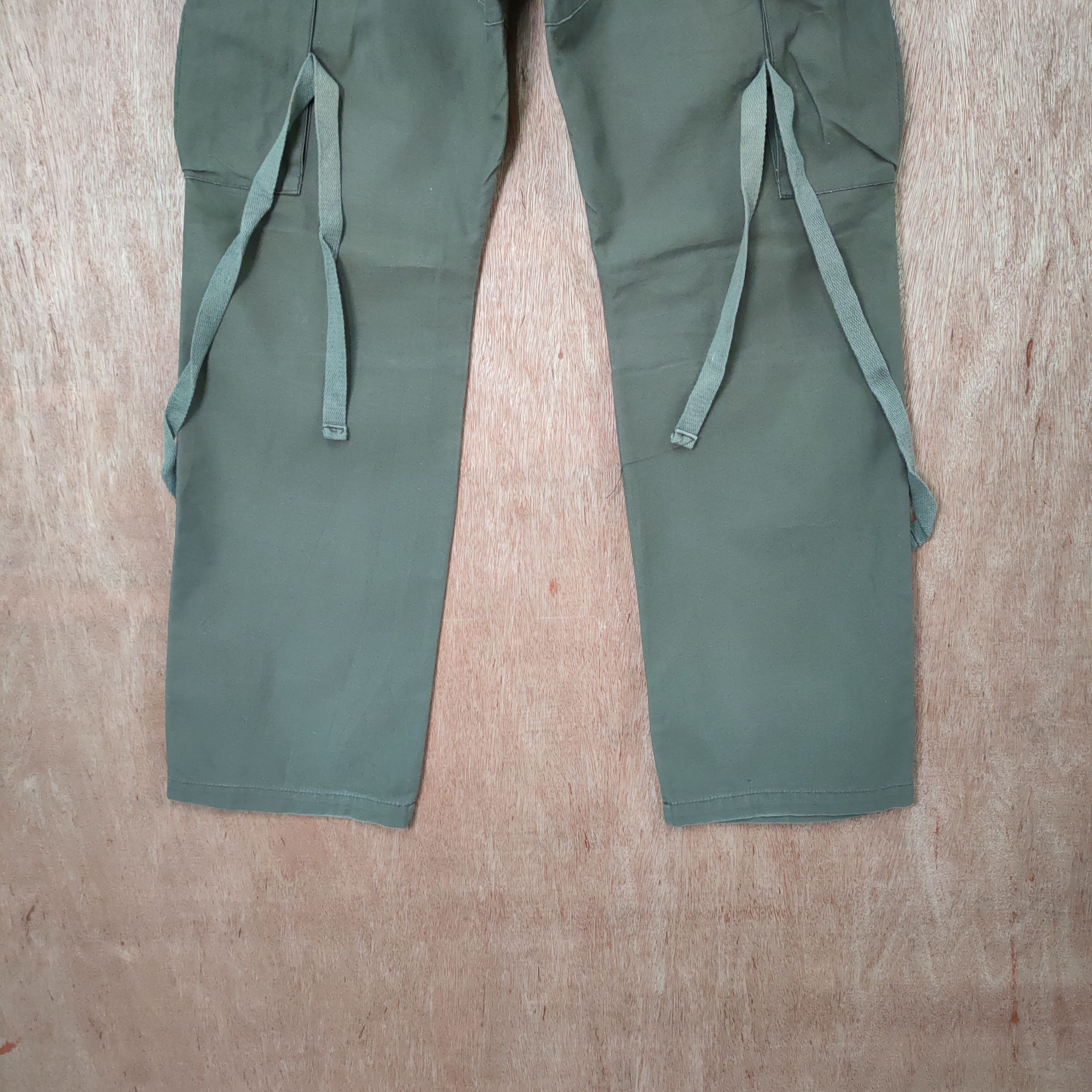 Vintage VINTAGE NIGEL BONDAGE CARGO PANTS/ PARACHUTE PANTS Size US 32 / EU 48 - 10 Thumbnail