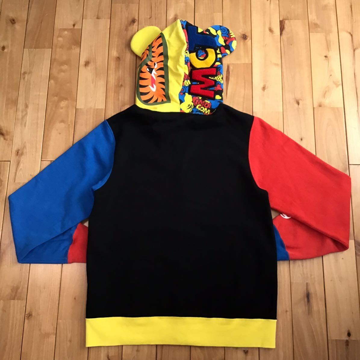 Bape × Medicom Toy BAPE × medicom toy BE@R shark full zip hoodie a bathing ape Size US L / EU 52-54 / 3 - 2 Thumbnail
