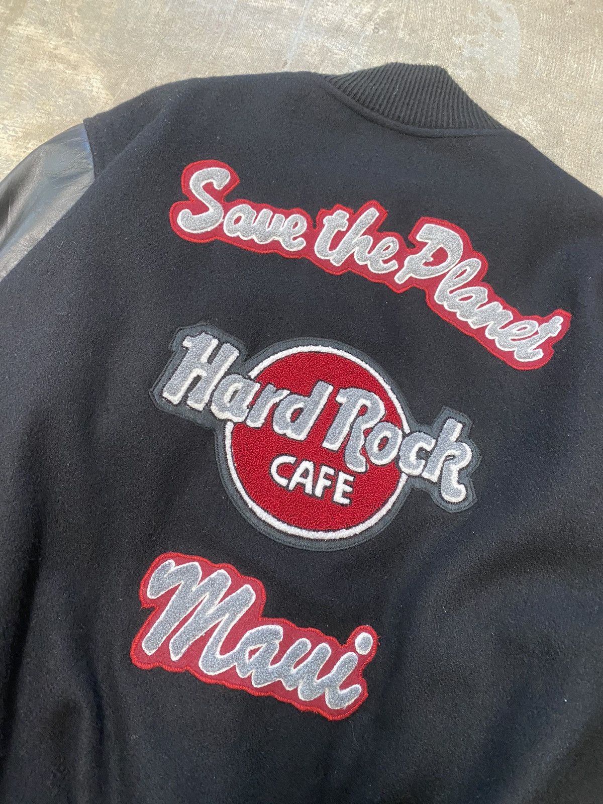 Hard Rock Cafe Vintage 90’s Hard Rock Cafe Maui Letterman Jacket Size US L / EU 52-54 / 3 - 4 Thumbnail