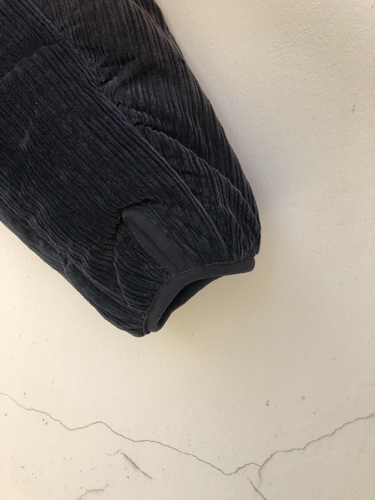 R.Newbold Snugpack For R. Newbold Black Corduroy Puffer Jacket Size US M / EU 48-50 / 2 - 7 Thumbnail