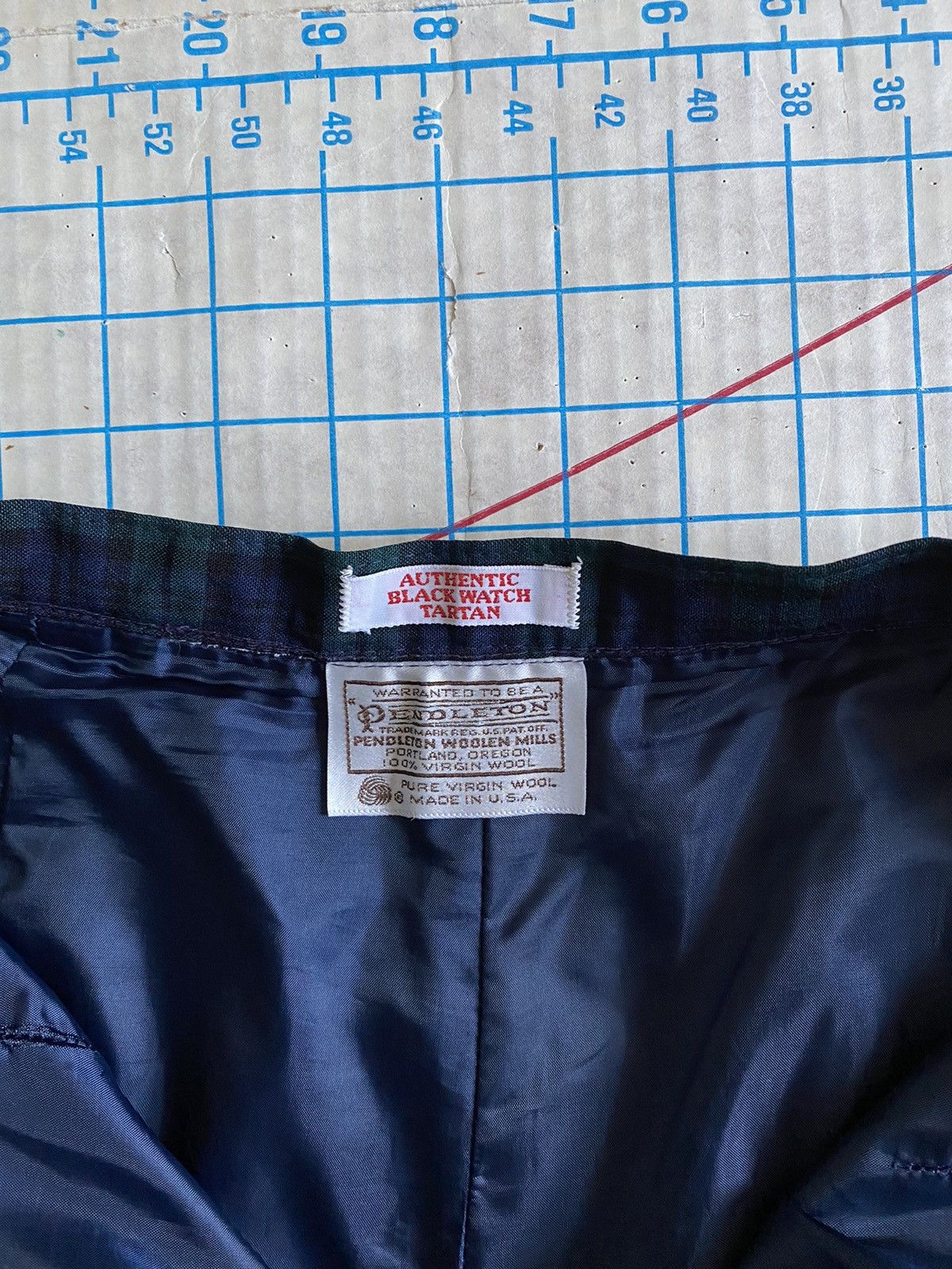 Pendleton × Vintage Vintage Pendleton Women’s Tartan Flannel Shorts fits Talon Size 28" / US 6 / IT 42 - 9 Thumbnail